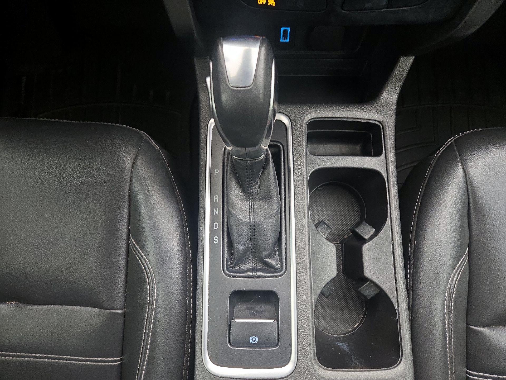 Thumbnail: 2019 Ford Escape - 17