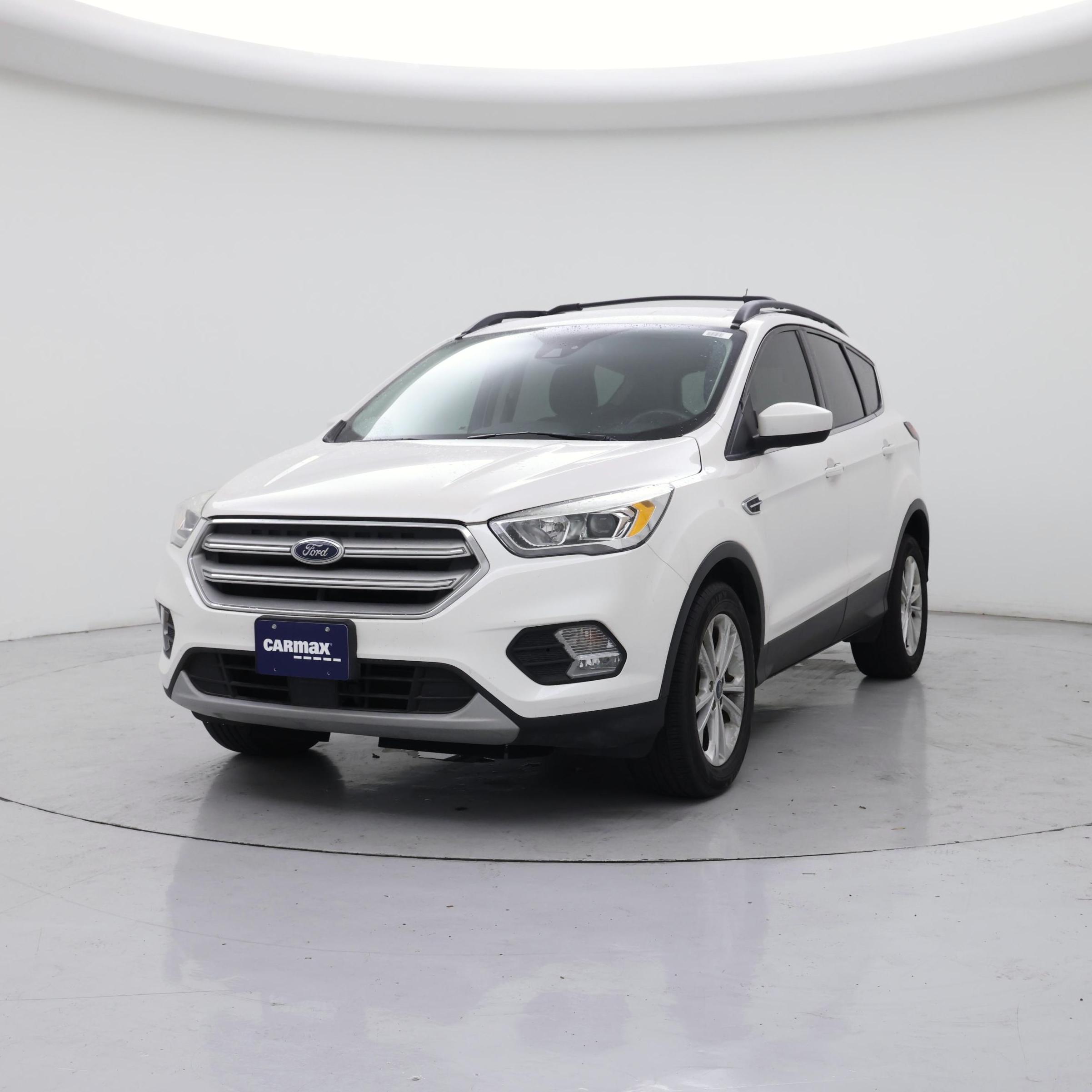 Thumbnail: 2019 Ford Escape - 4