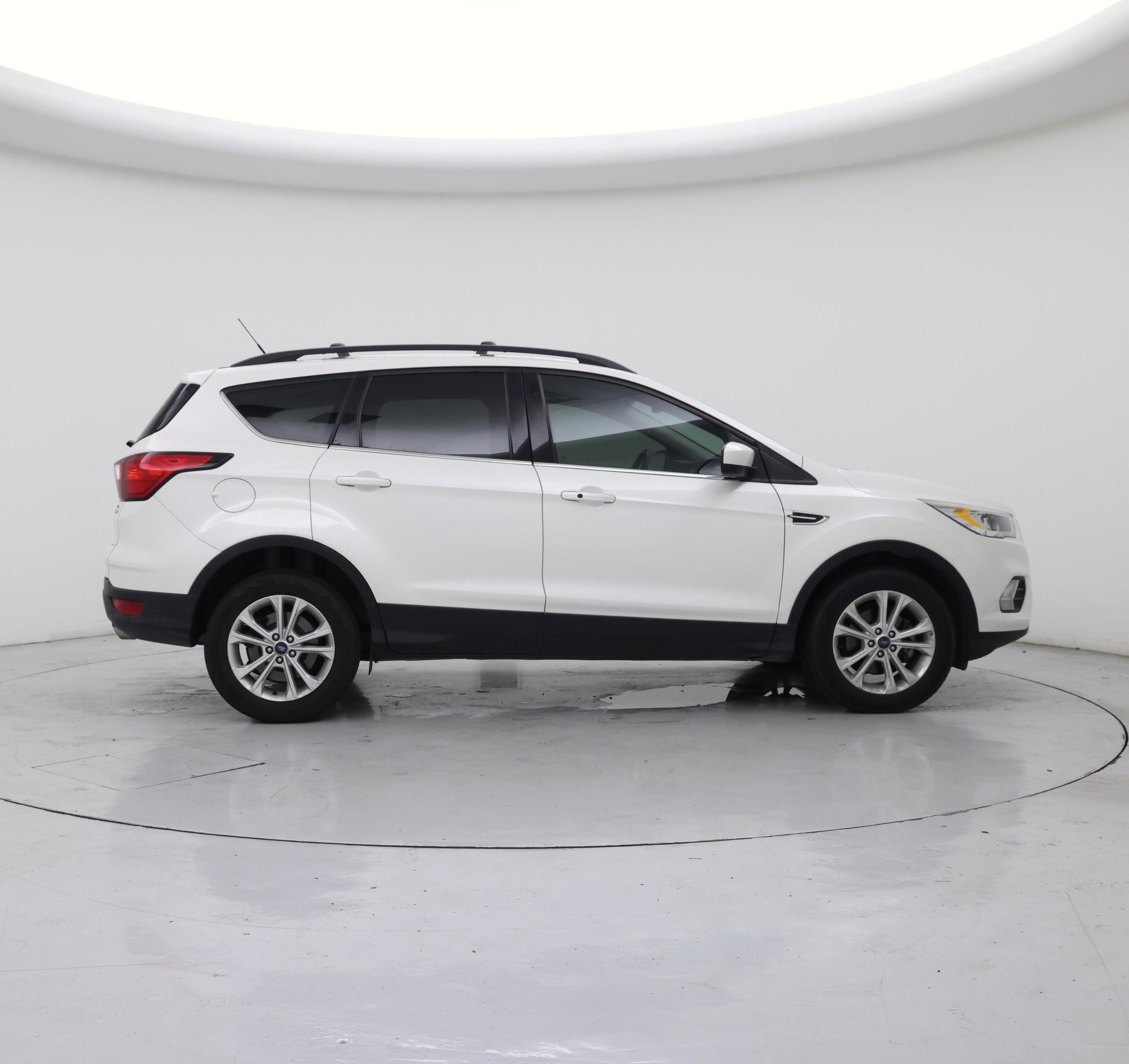 Thumbnail: 2019 Ford Escape - 7