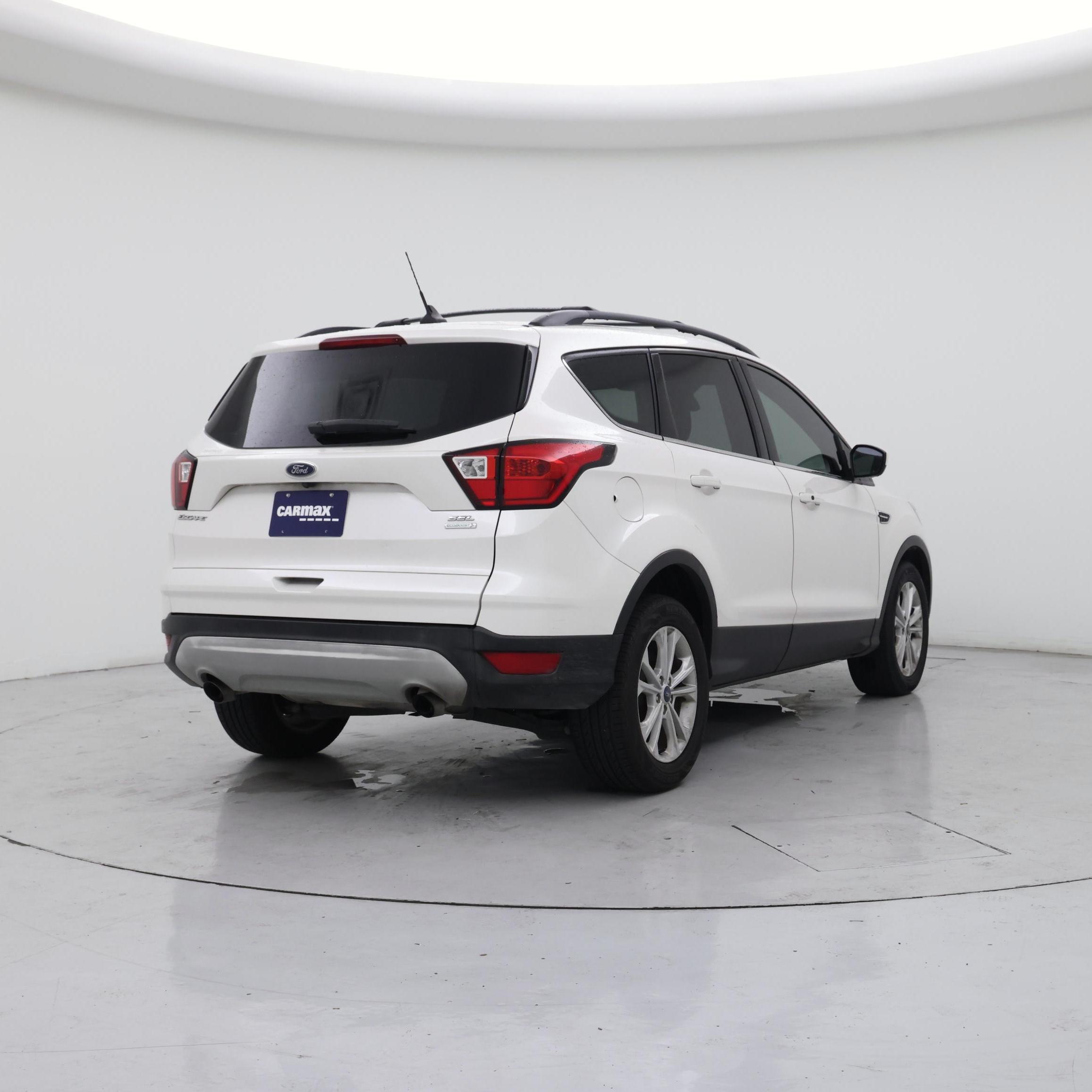 Thumbnail: 2019 Ford Escape - 8