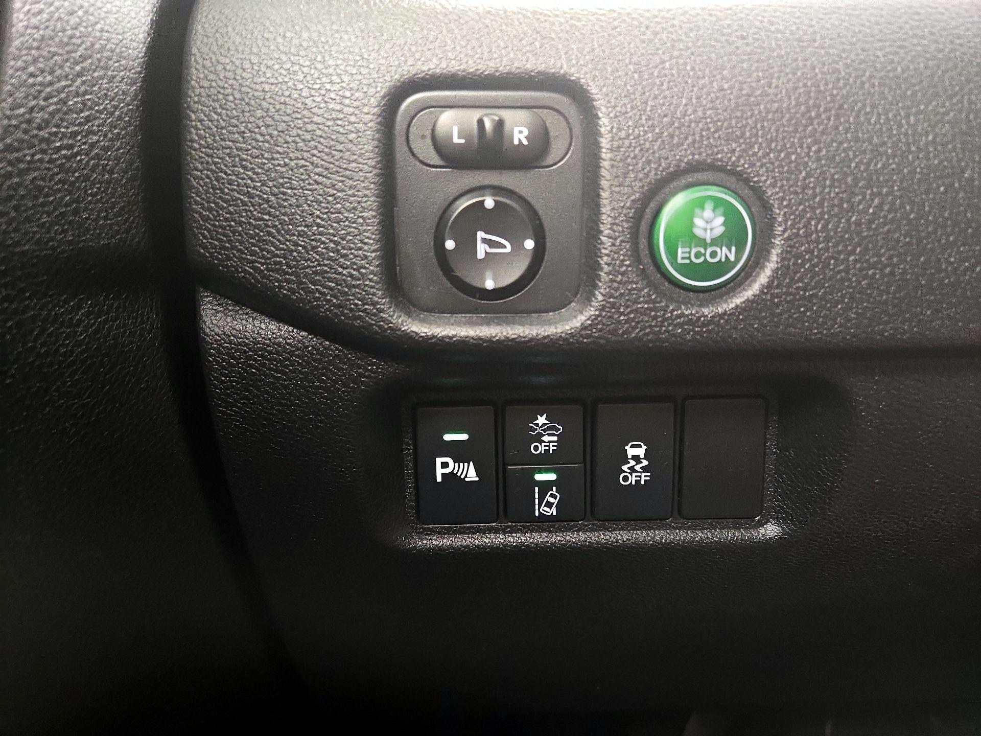 Thumbnail: 2020 Honda Pilot - 13