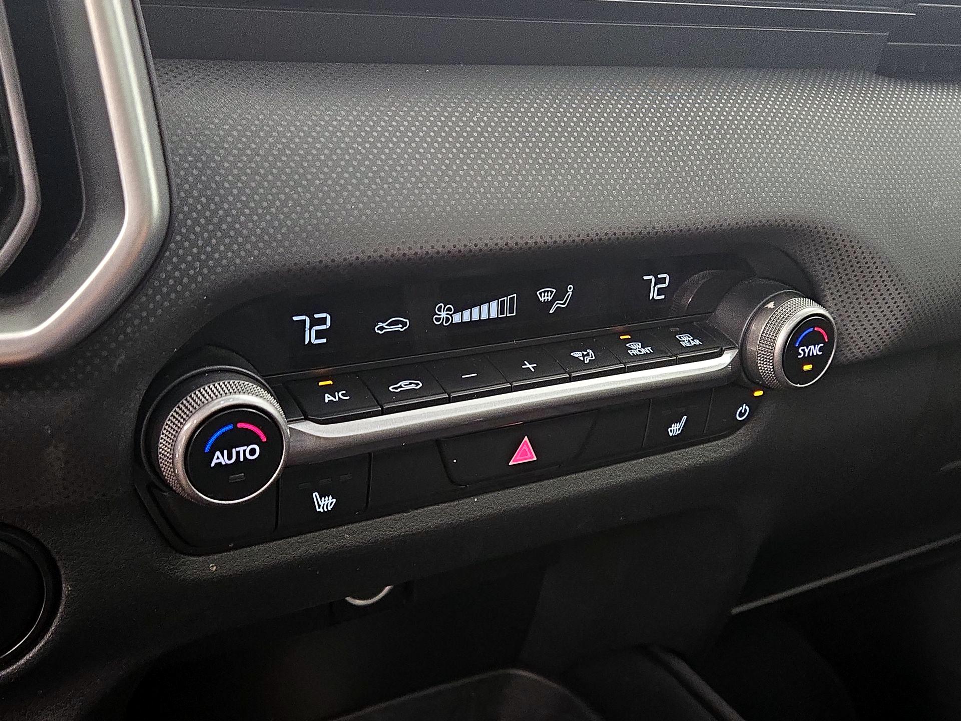 Thumbnail: 2025 Mazda CX-50 - 17