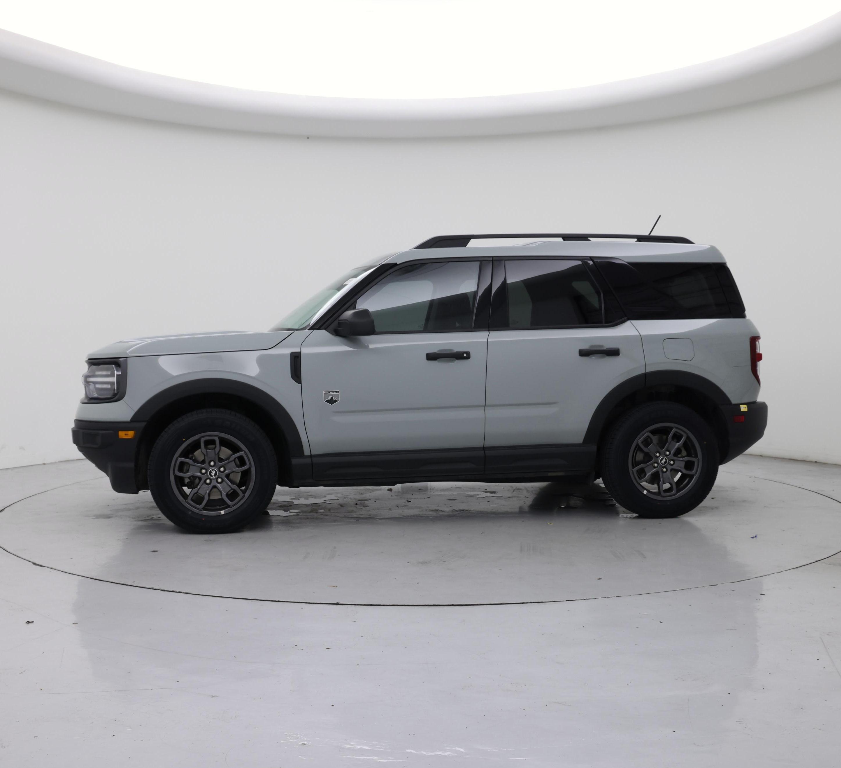 Thumbnail: 2022 Ford Bronco Sport - 3
