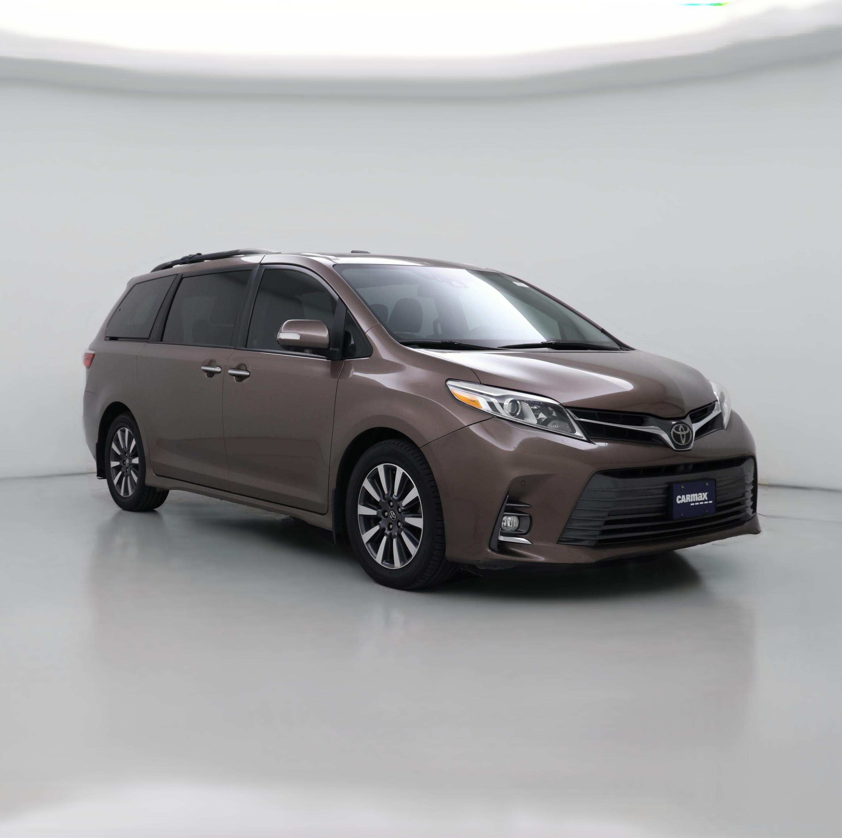 Thumbnail: 2018 Toyota Sienna - 1
