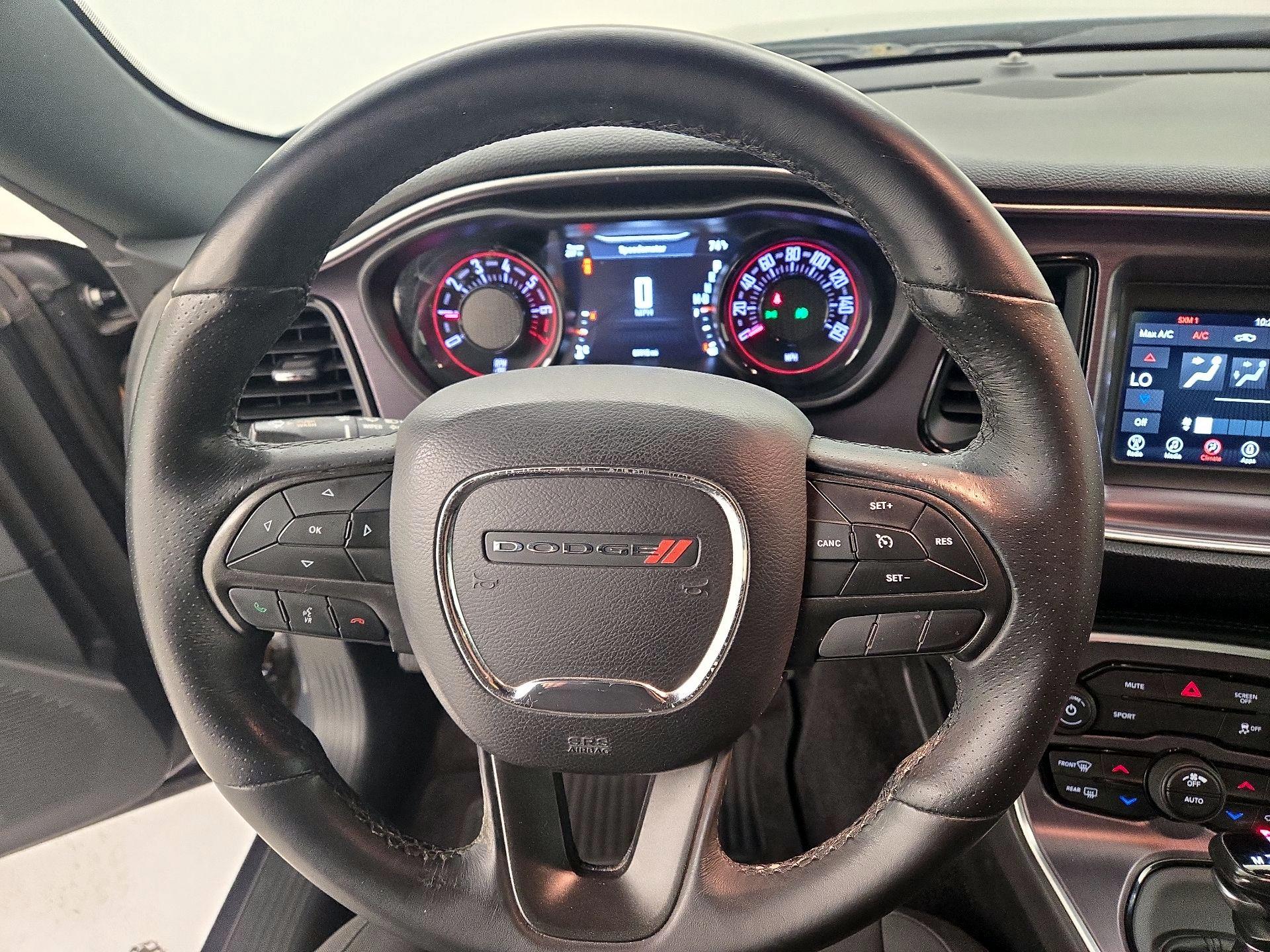 Thumbnail: 2018 Dodge Challenger - 10