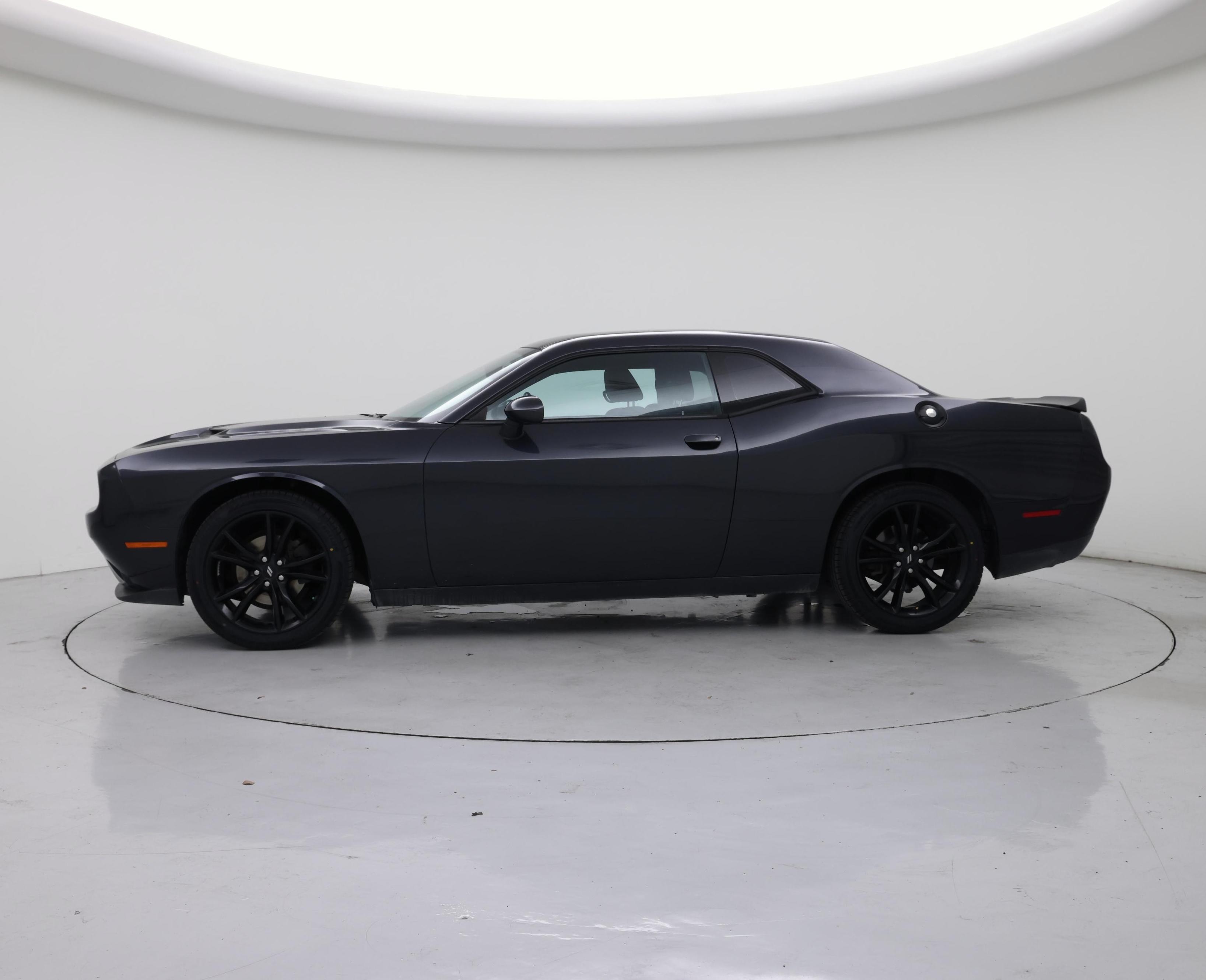 Thumbnail: 2018 Dodge Challenger - 3