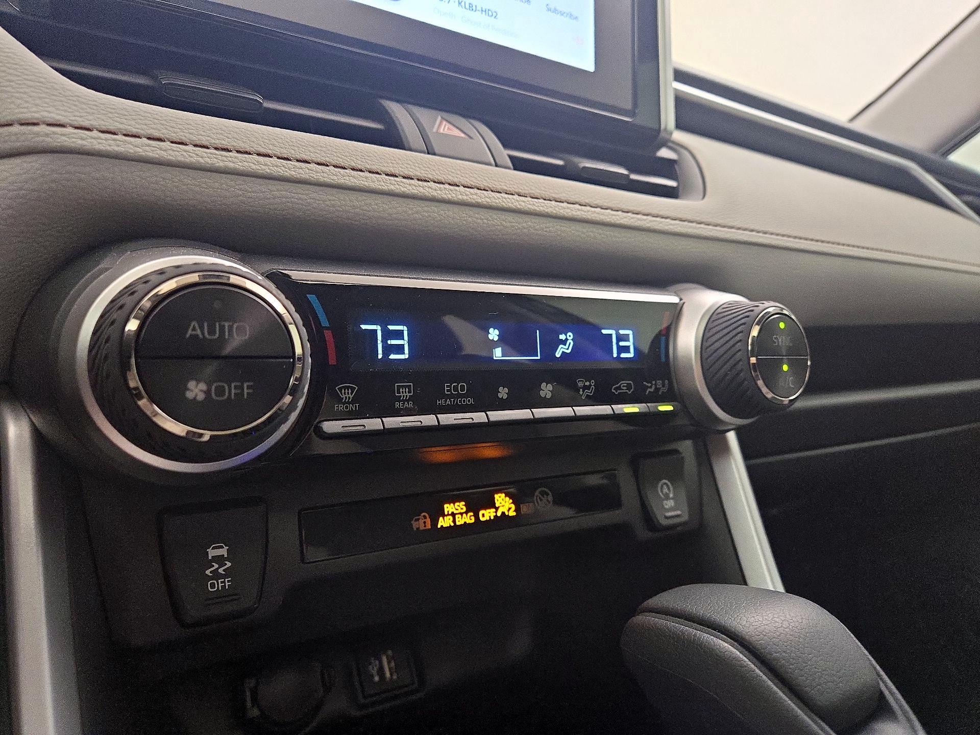 Thumbnail: 2025 Toyota RAV4 - 16