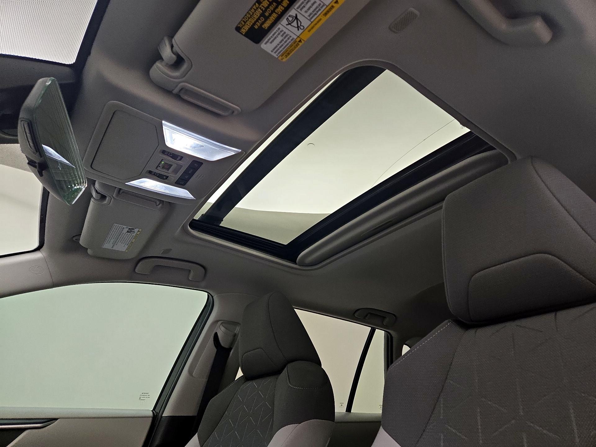 Thumbnail: 2025 Toyota RAV4 - 19