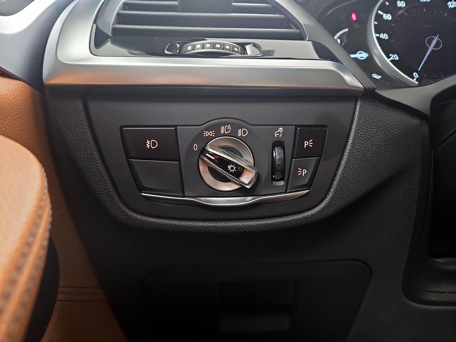 Thumbnail: 2019 BMW X3 - 13