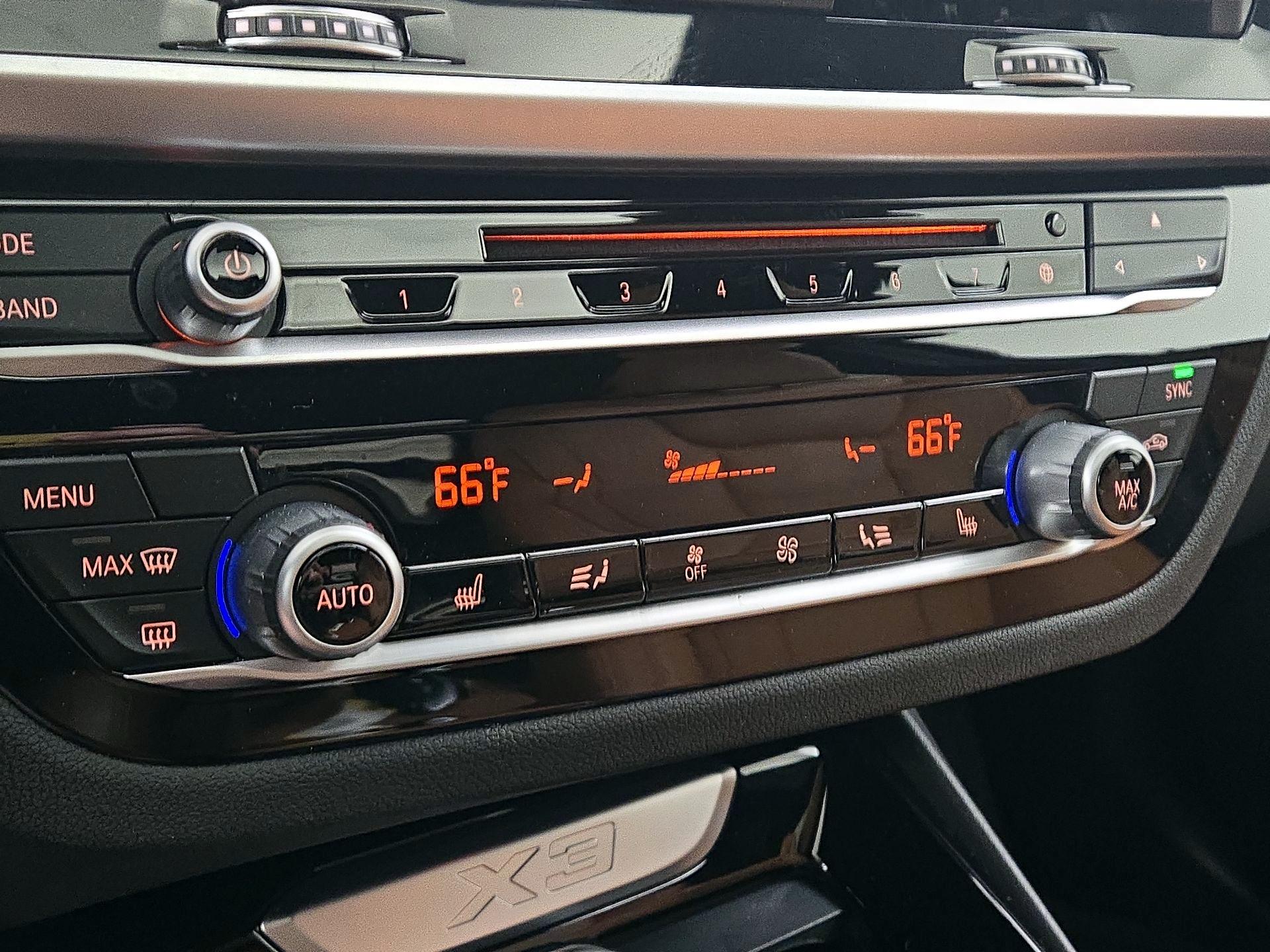 Thumbnail: 2019 BMW X3 - 17