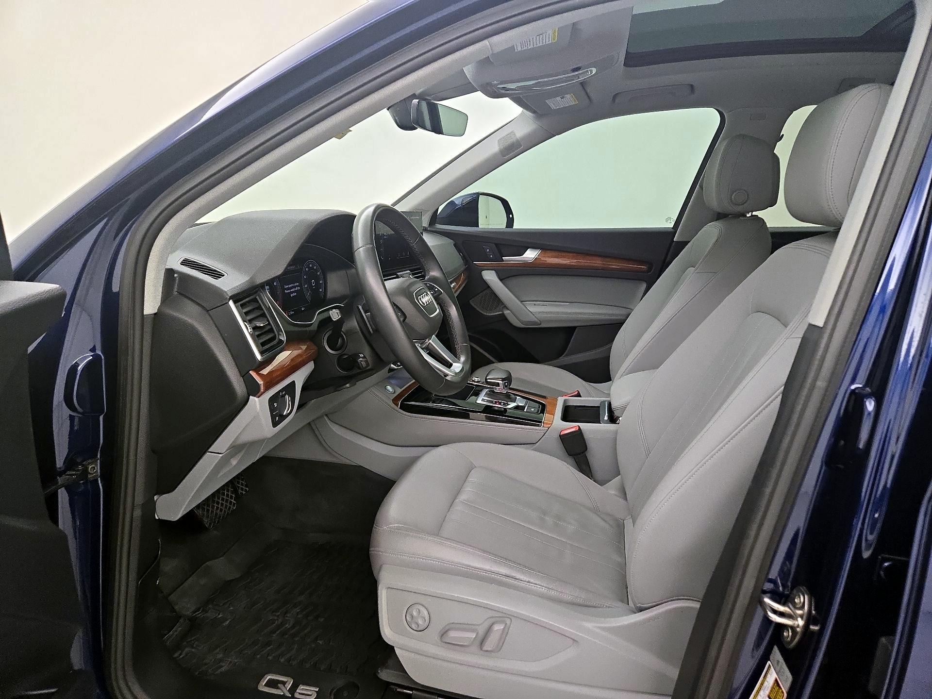 Thumbnail: 2022 Audi Q5 - 11