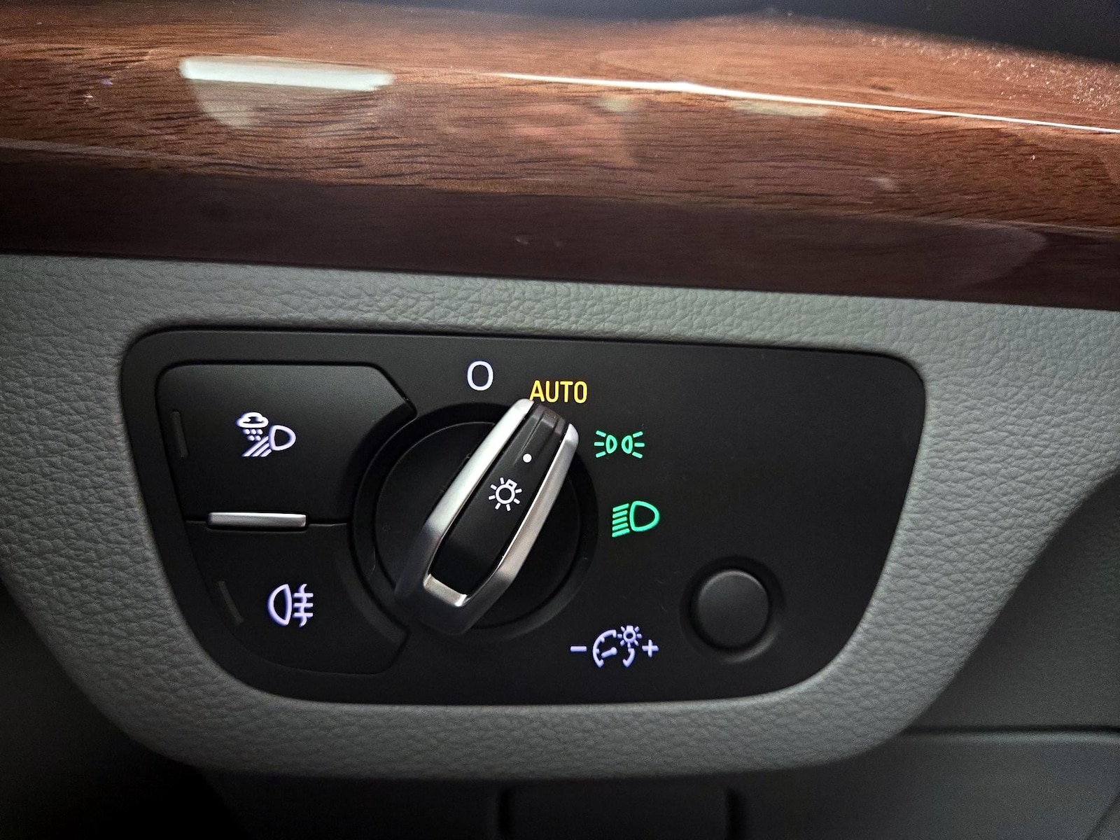 2022 Audi Q5 Premium Plus - Photo 14