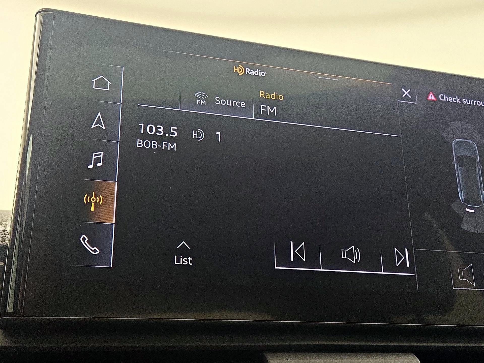 Thumbnail: 2022 Audi Q5 - 16