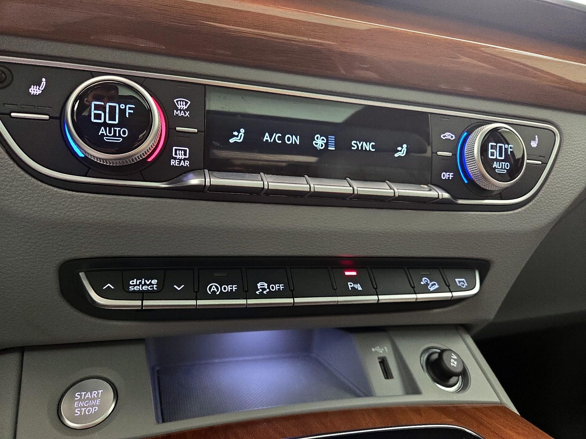 Thumbnail: 2022 Audi Q5 - 17