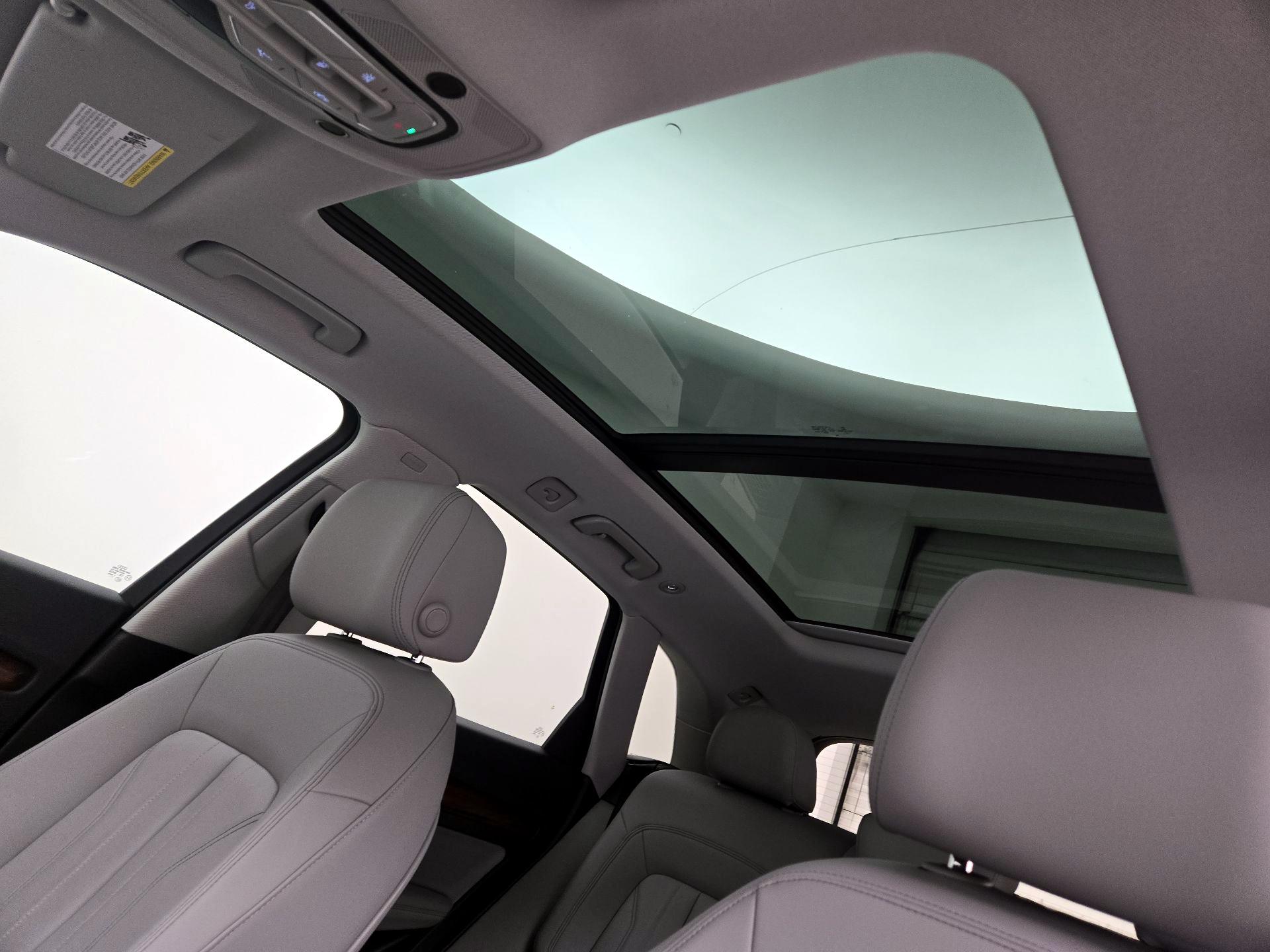 Thumbnail: 2022 Audi Q5 - 20