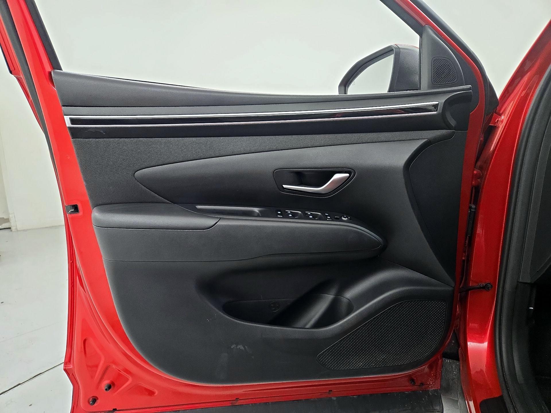 Thumbnail: 2023 Hyundai Tucson - 12