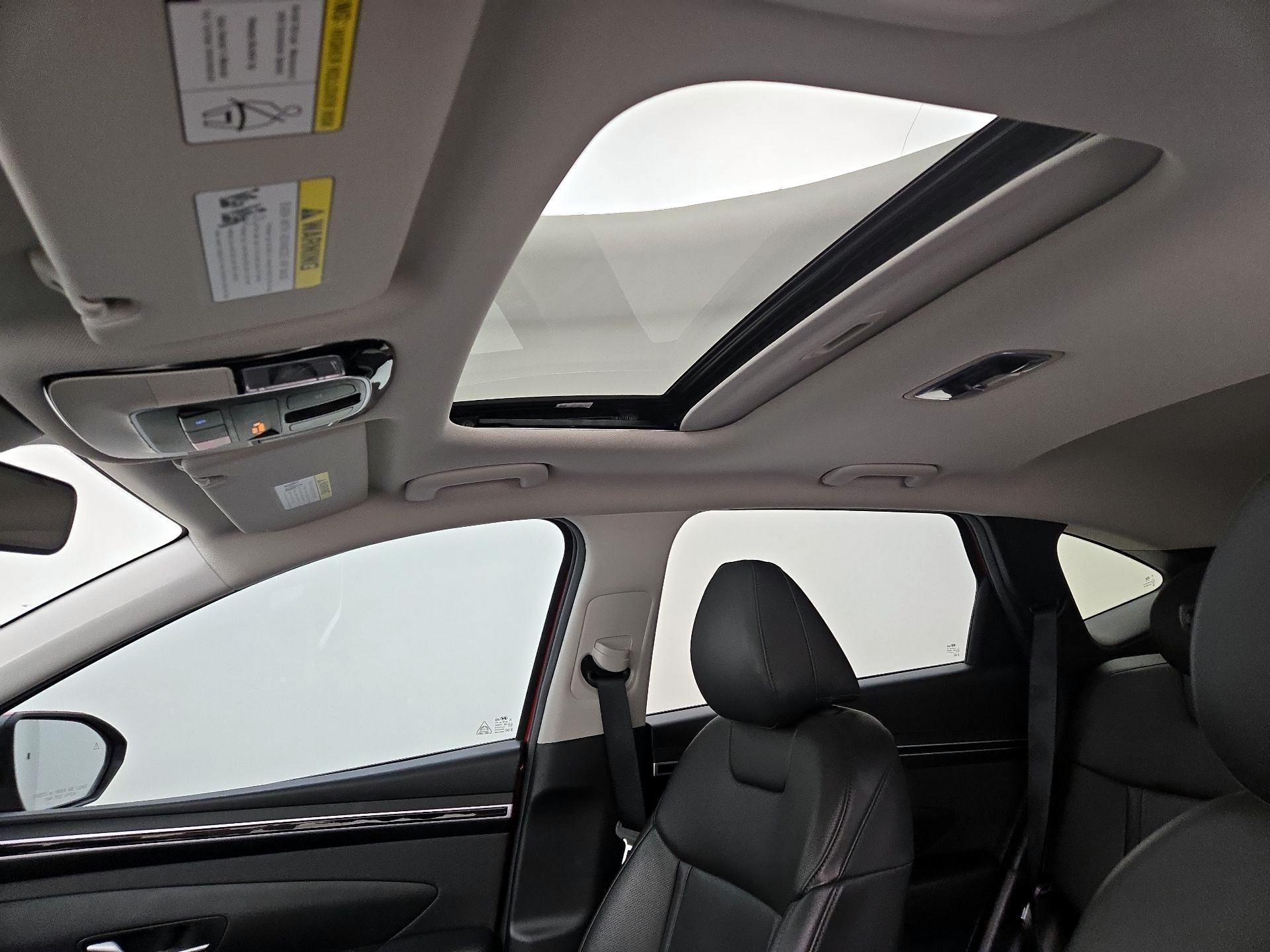 Thumbnail: 2023 Hyundai Tucson - 19