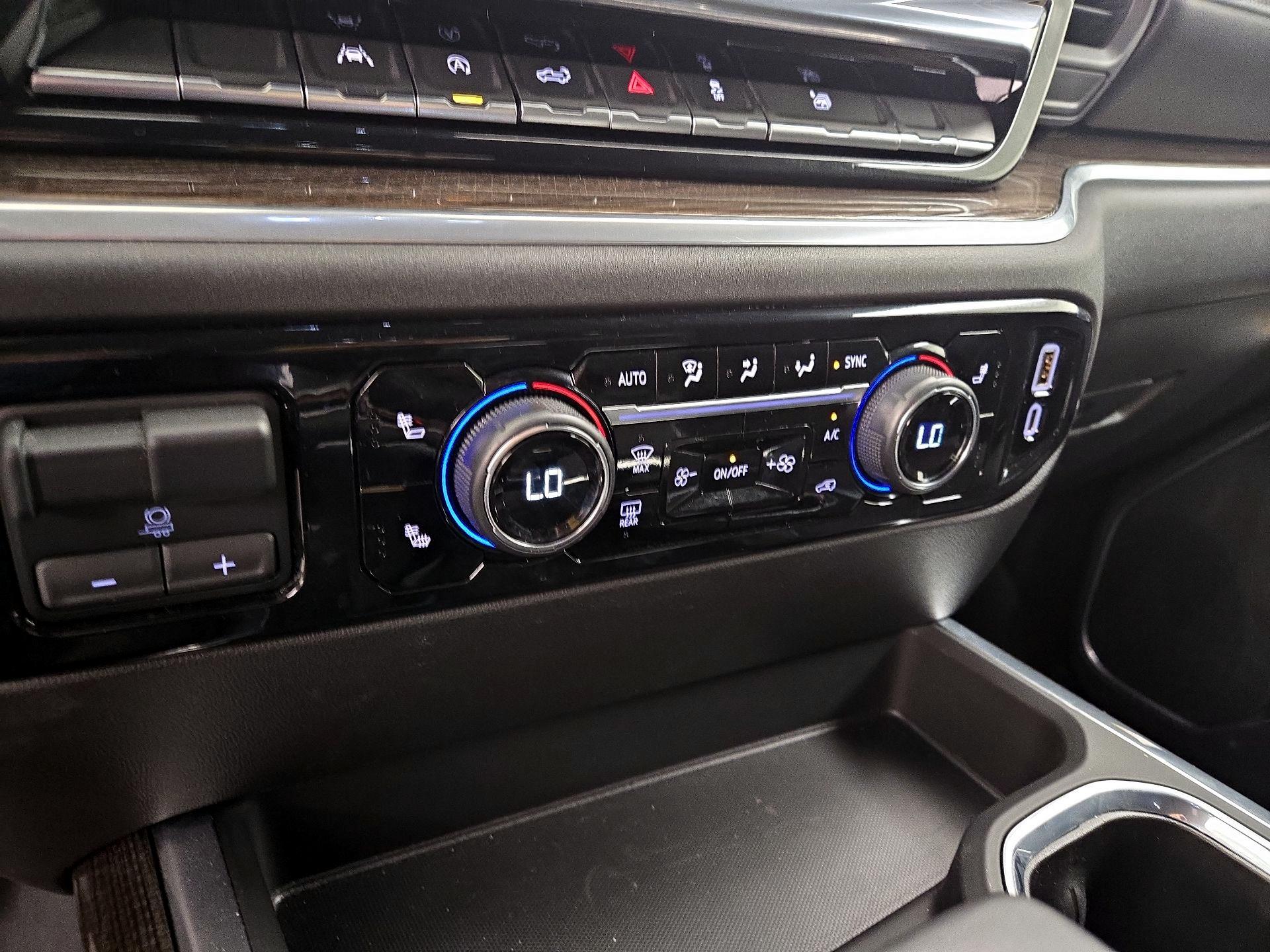 Thumbnail: 2025 Chevrolet Silverado 1500 - 17