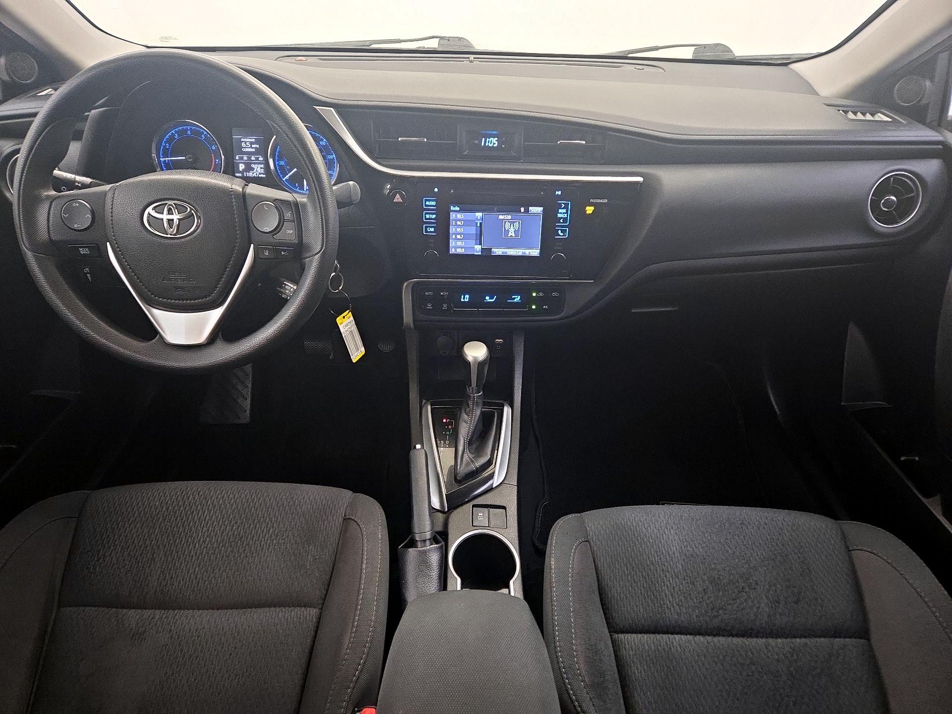 Thumbnail: 2017 Toyota Corolla - 9