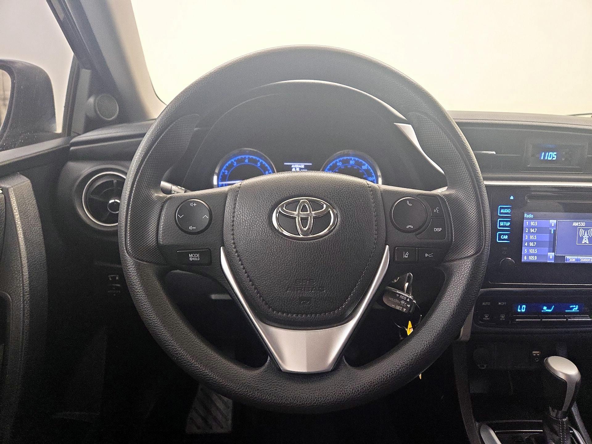 Thumbnail: 2017 Toyota Corolla - 10