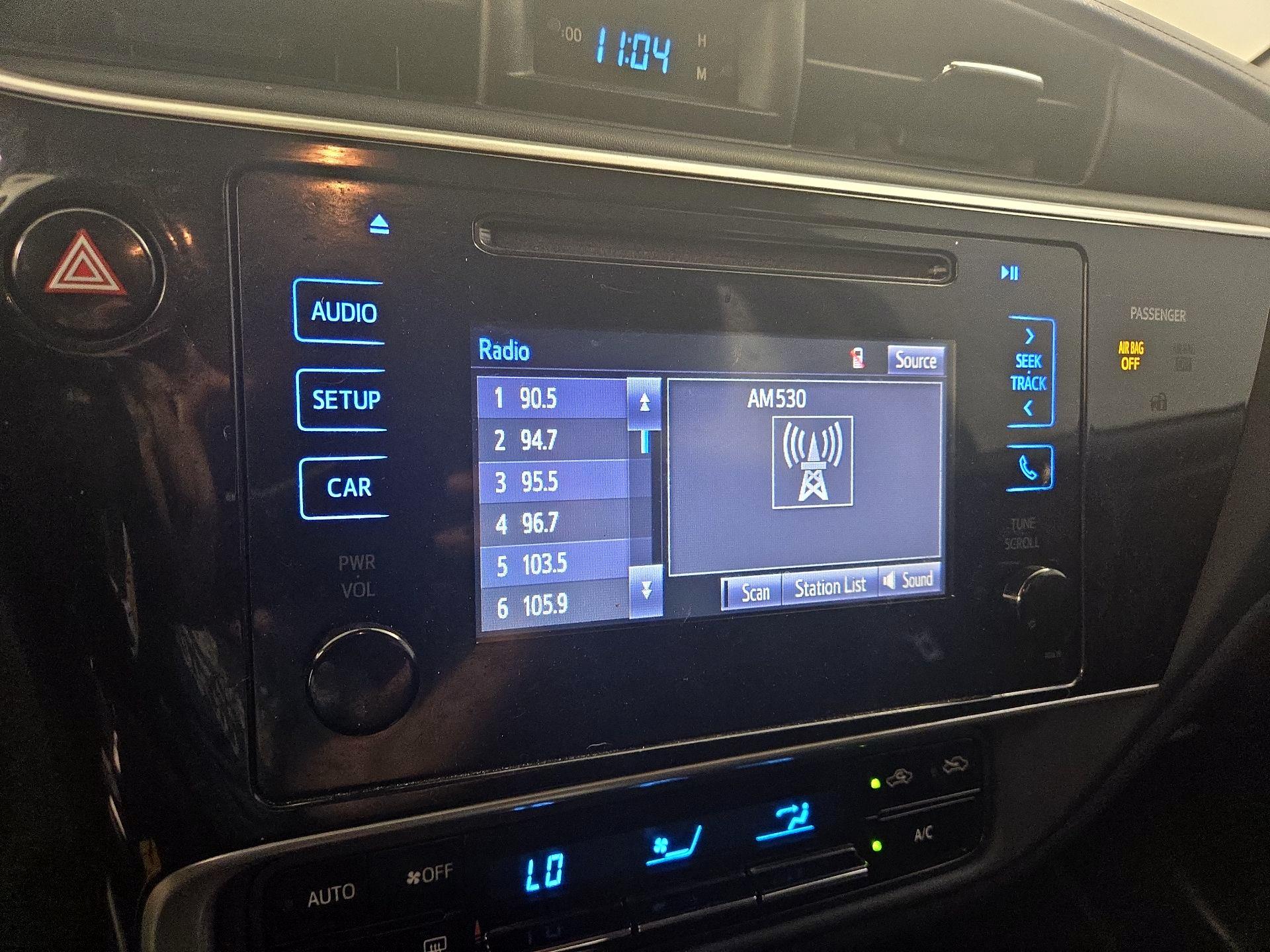 Thumbnail: 2017 Toyota Corolla - 15