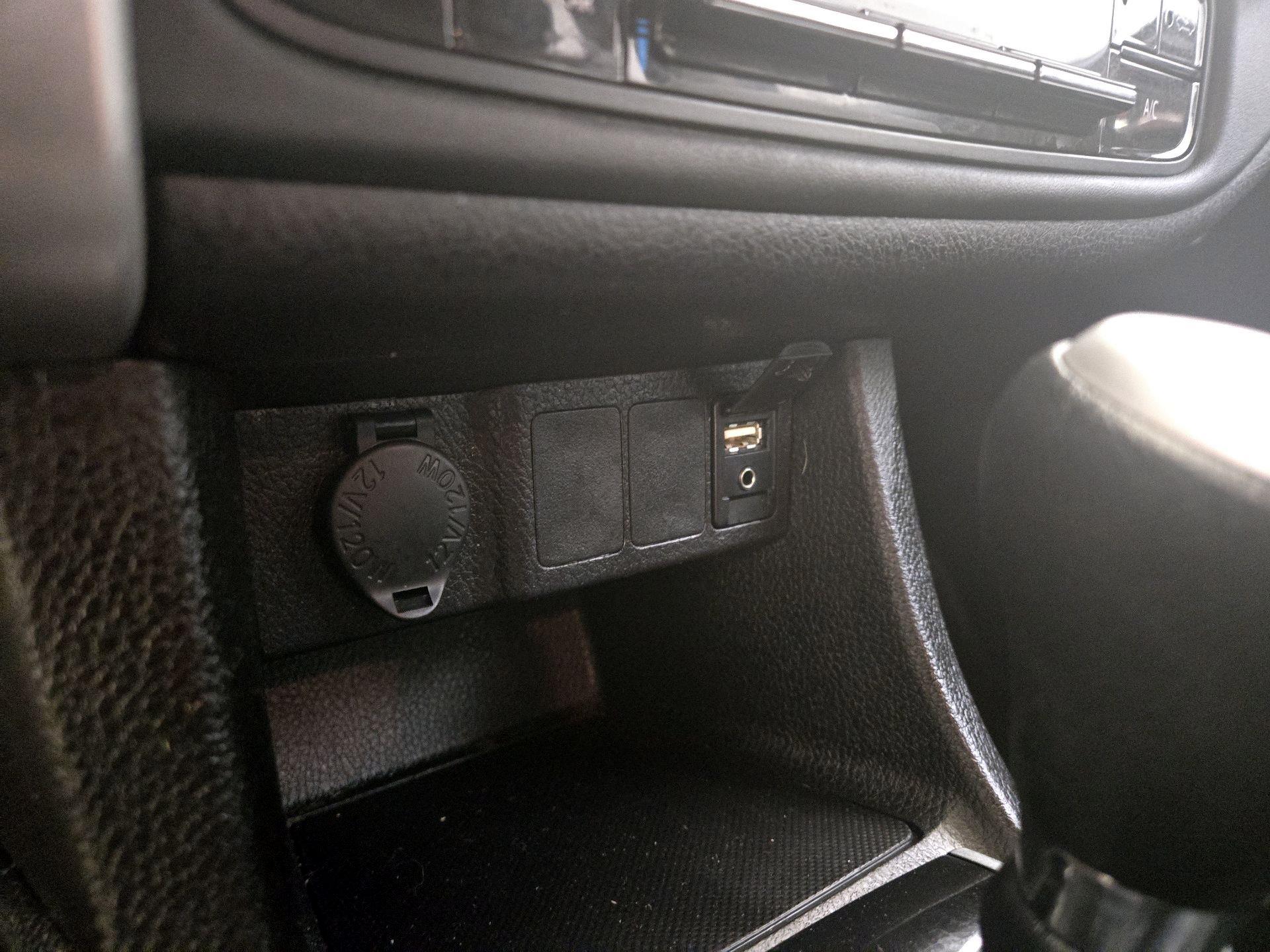 Thumbnail: 2017 Toyota Corolla - 18