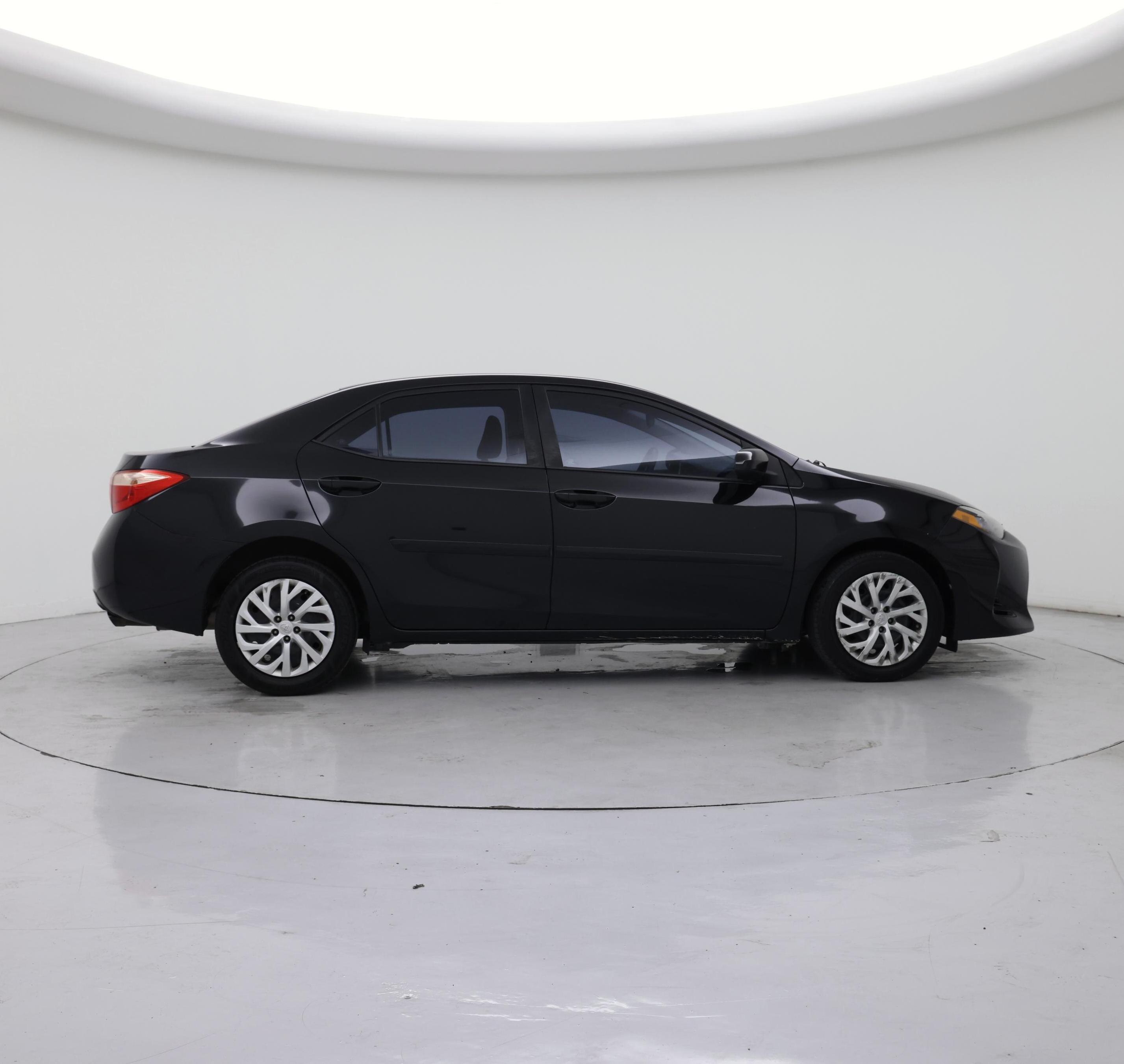 Thumbnail: 2017 Toyota Corolla - 7