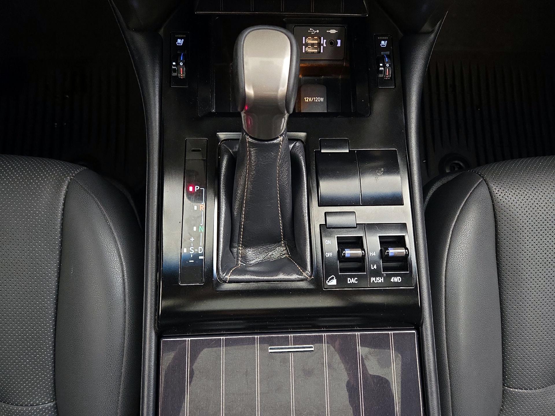 Thumbnail: 2021 Lexus GX - 18