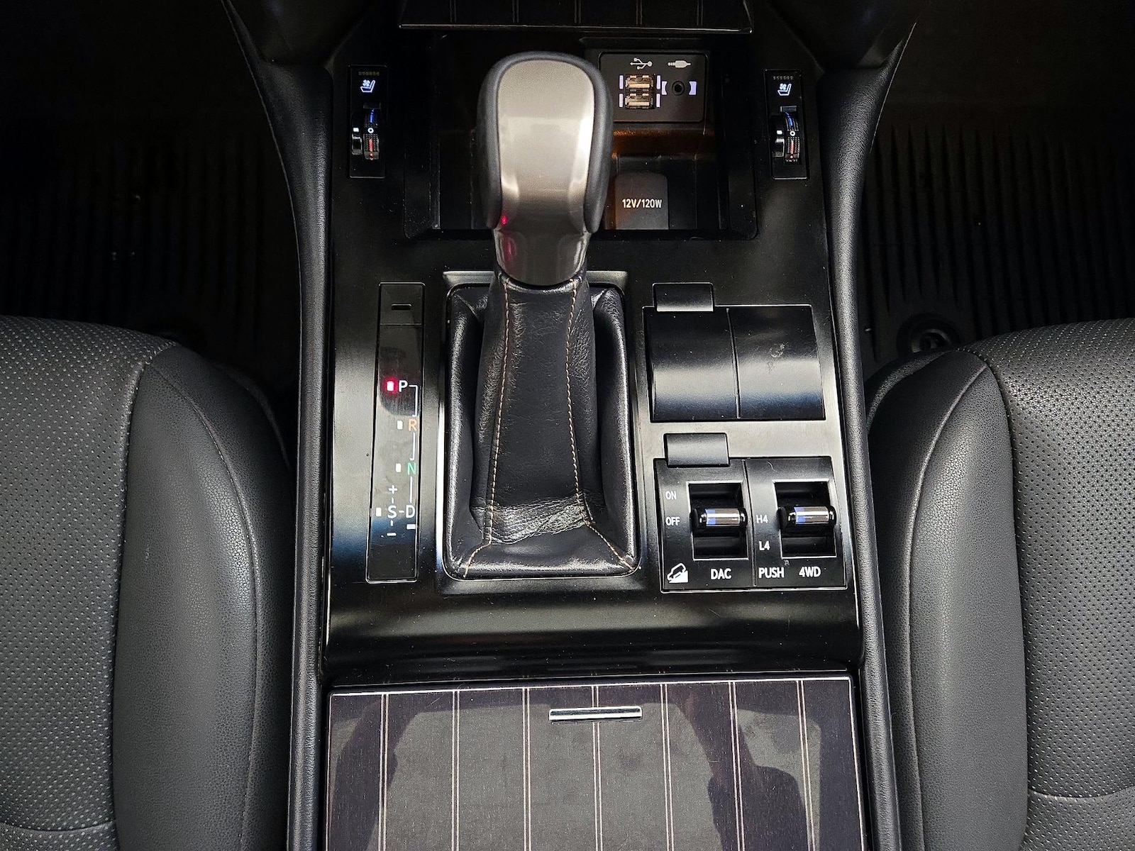 2021 Lexus GX Base - Photo 19