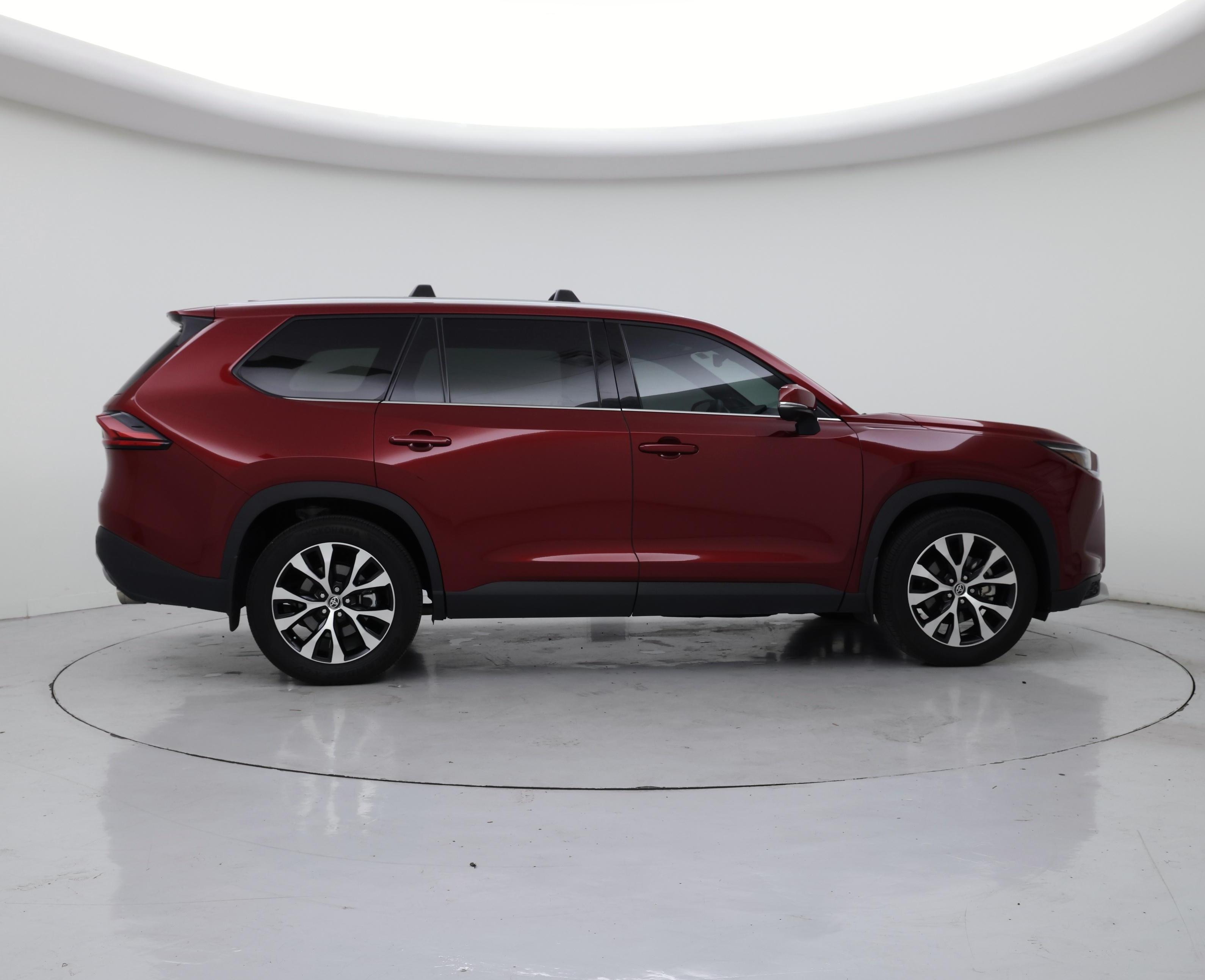 Thumbnail: 2025 Toyota Highlander - 7