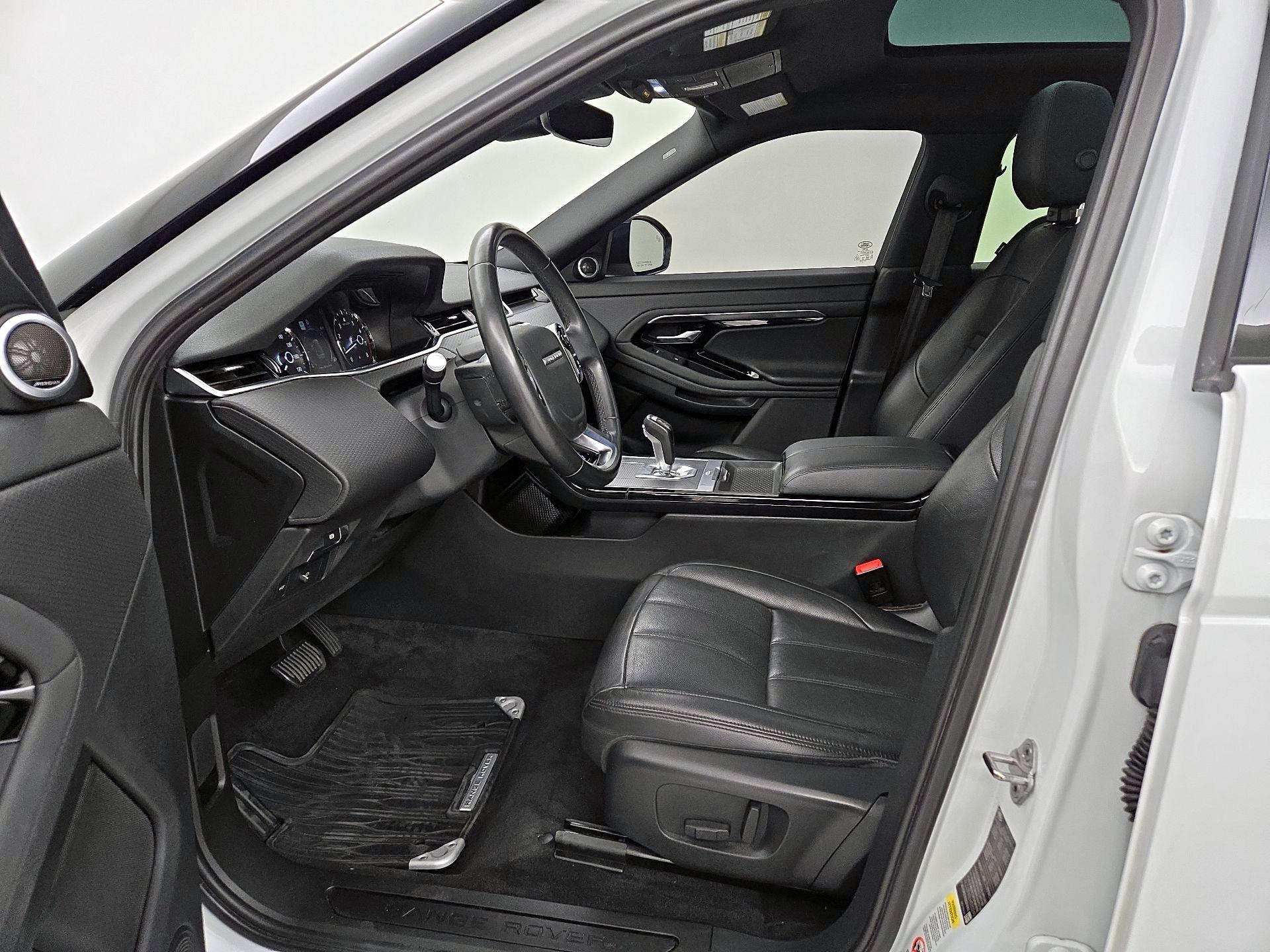 Thumbnail: 2020 Land Rover Range Rover Evoque - 11