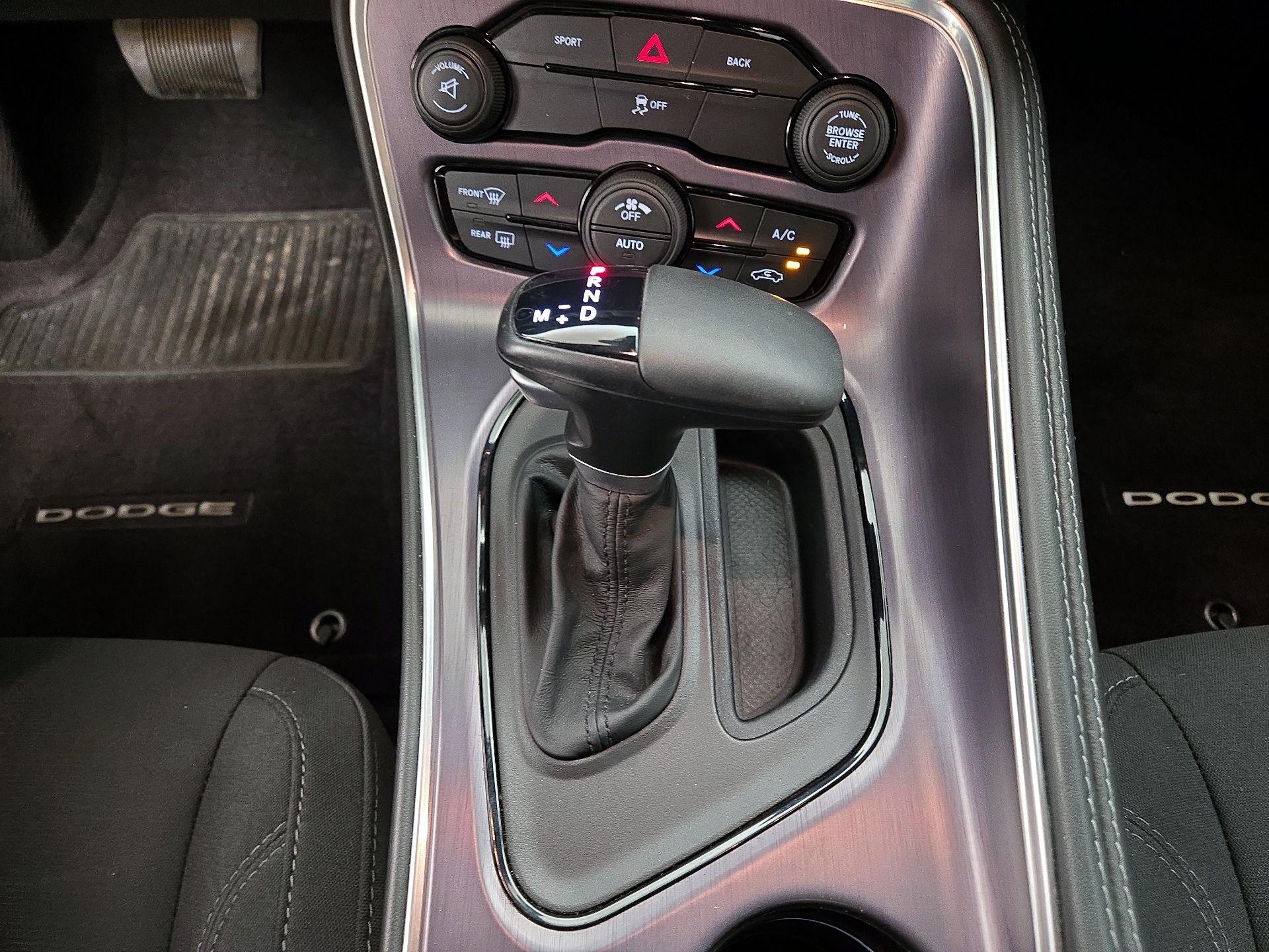 Thumbnail: 2016 Dodge Challenger - 16