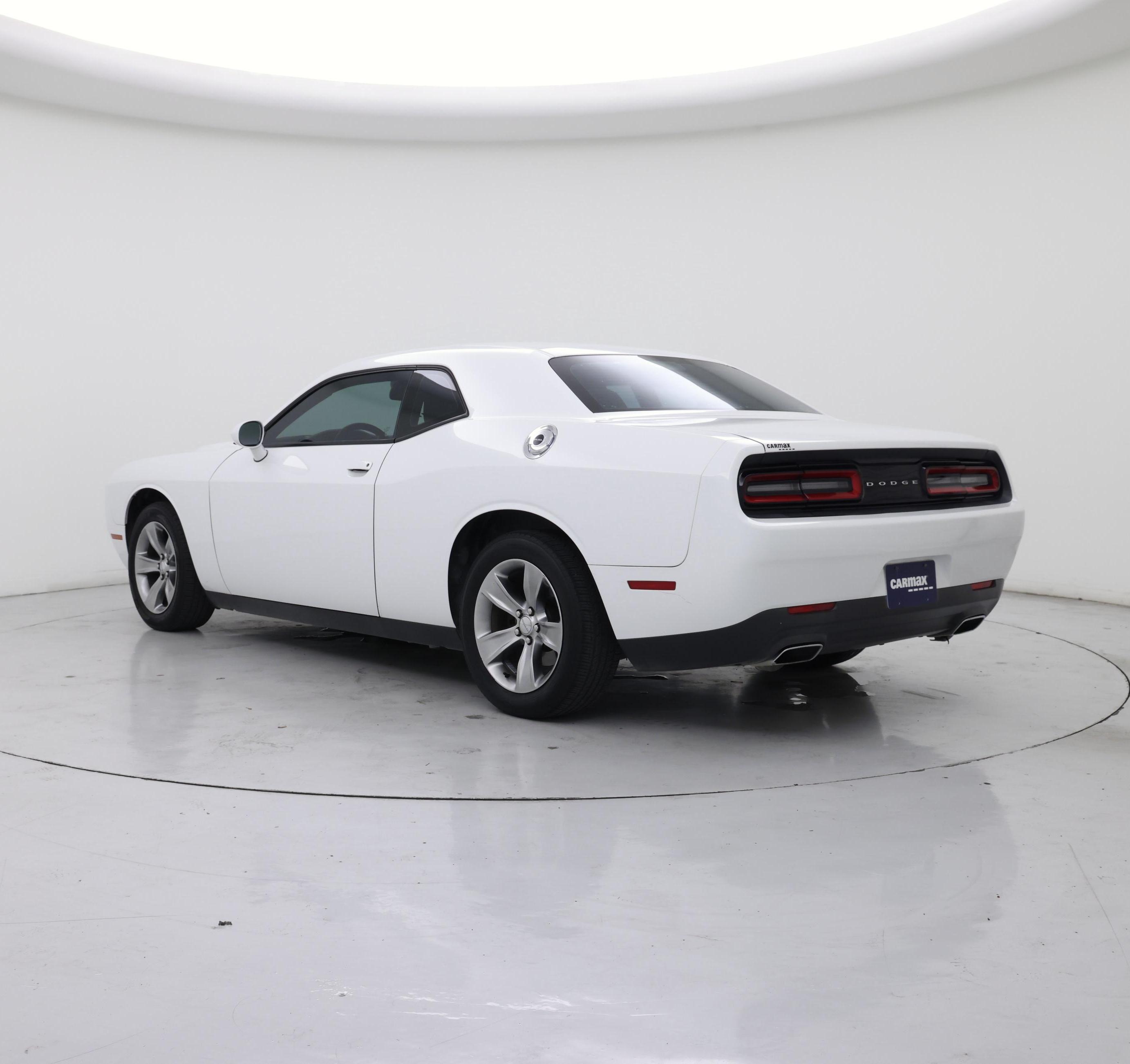 Thumbnail: 2016 Dodge Challenger - 2