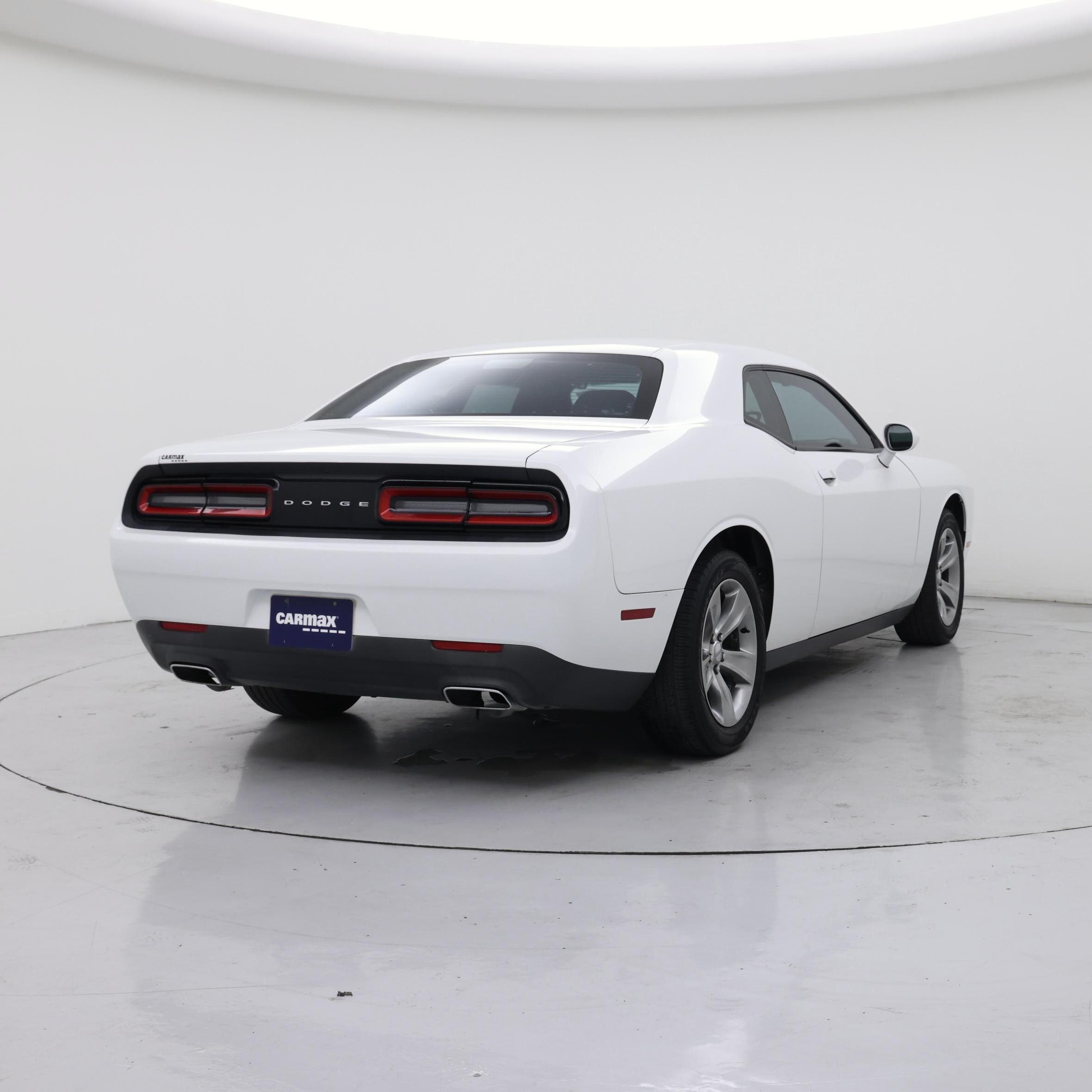 Thumbnail: 2016 Dodge Challenger - 8