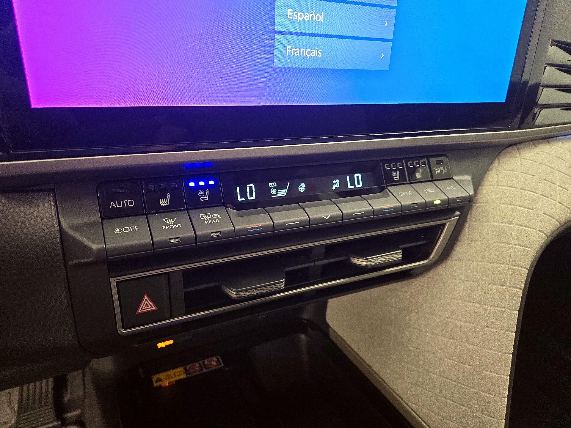 Thumbnail: 2025 Toyota Camry - 17