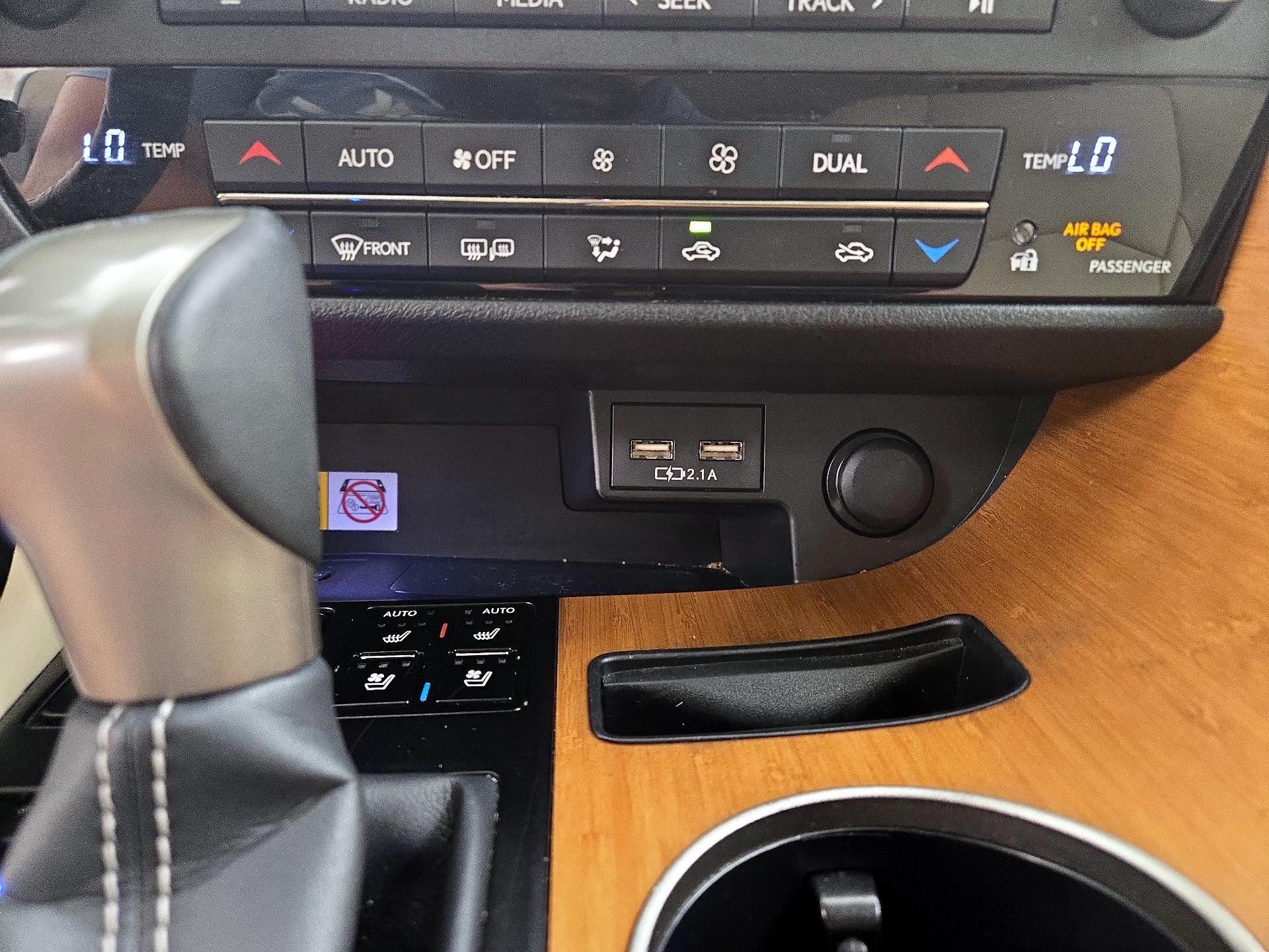 Thumbnail: 2022 Lexus RX - 18