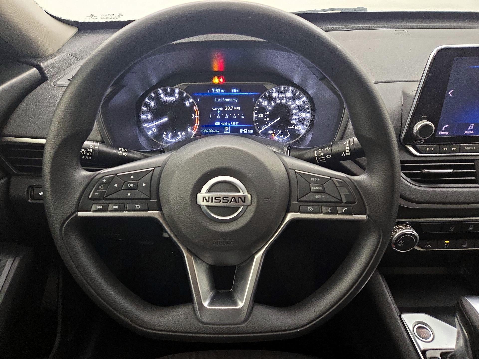 Thumbnail: 2020 Nissan Altima - 10