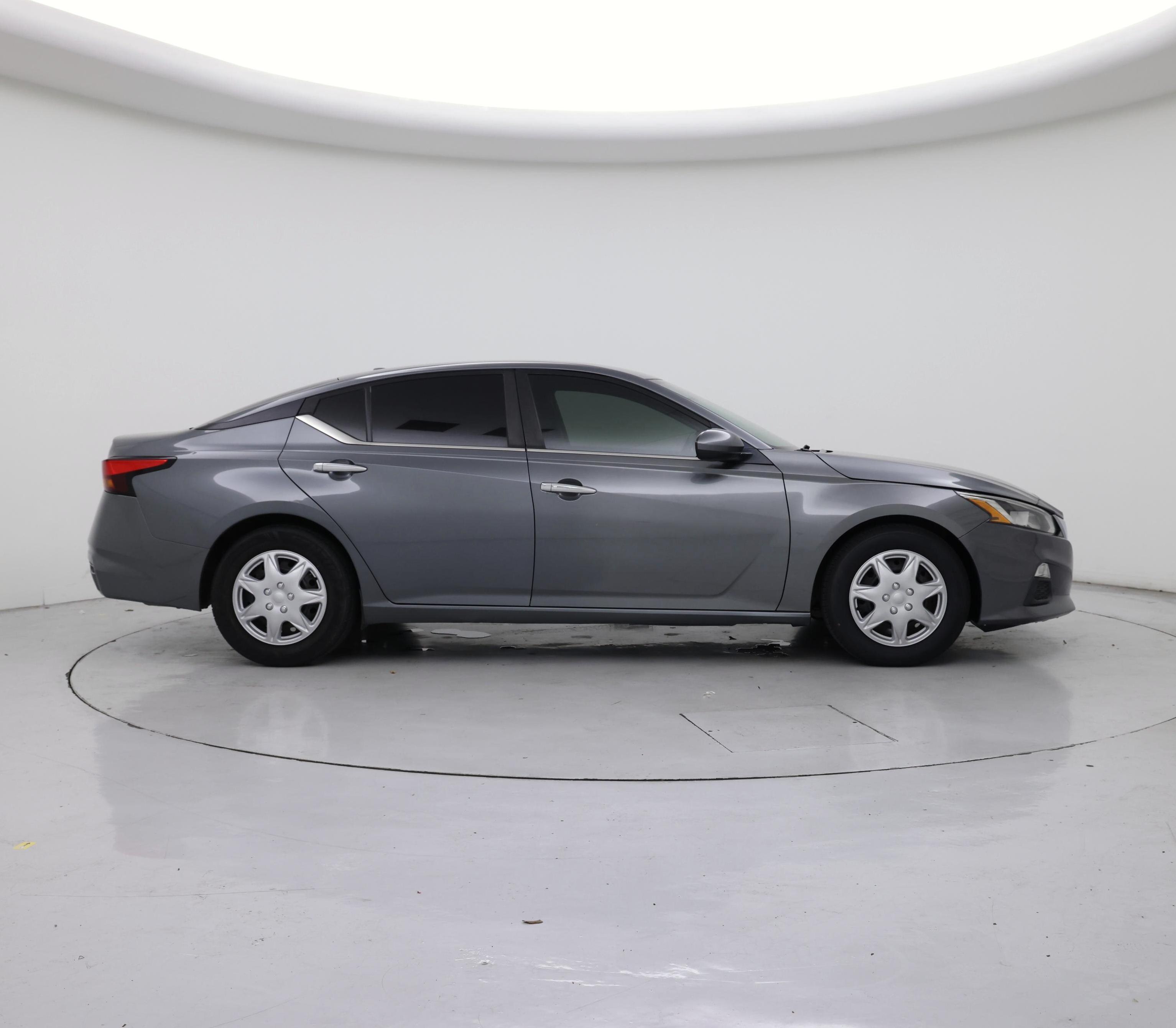 Thumbnail: 2020 Nissan Altima - 7