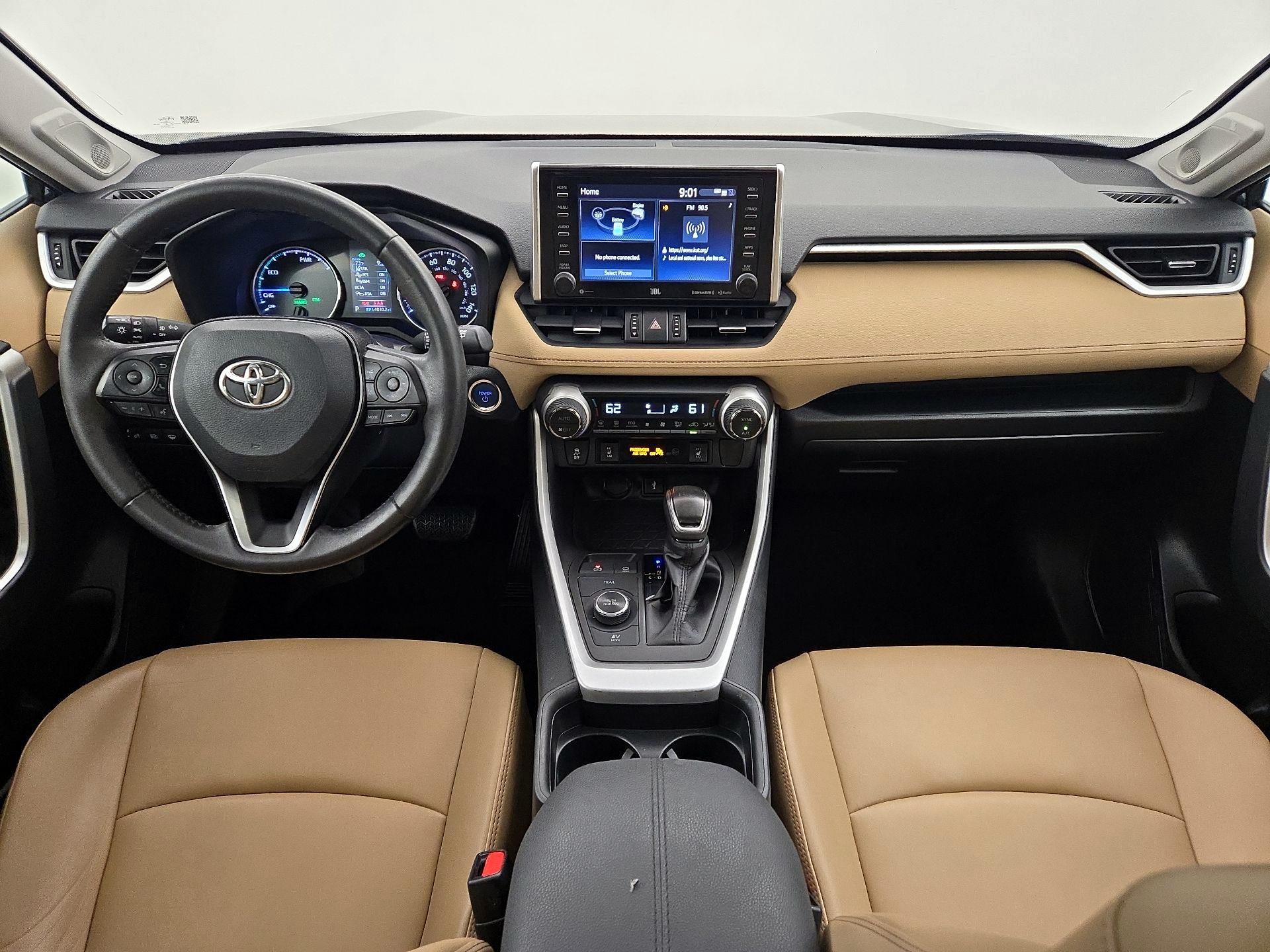 Thumbnail: 2021 Toyota RAV4 - 9