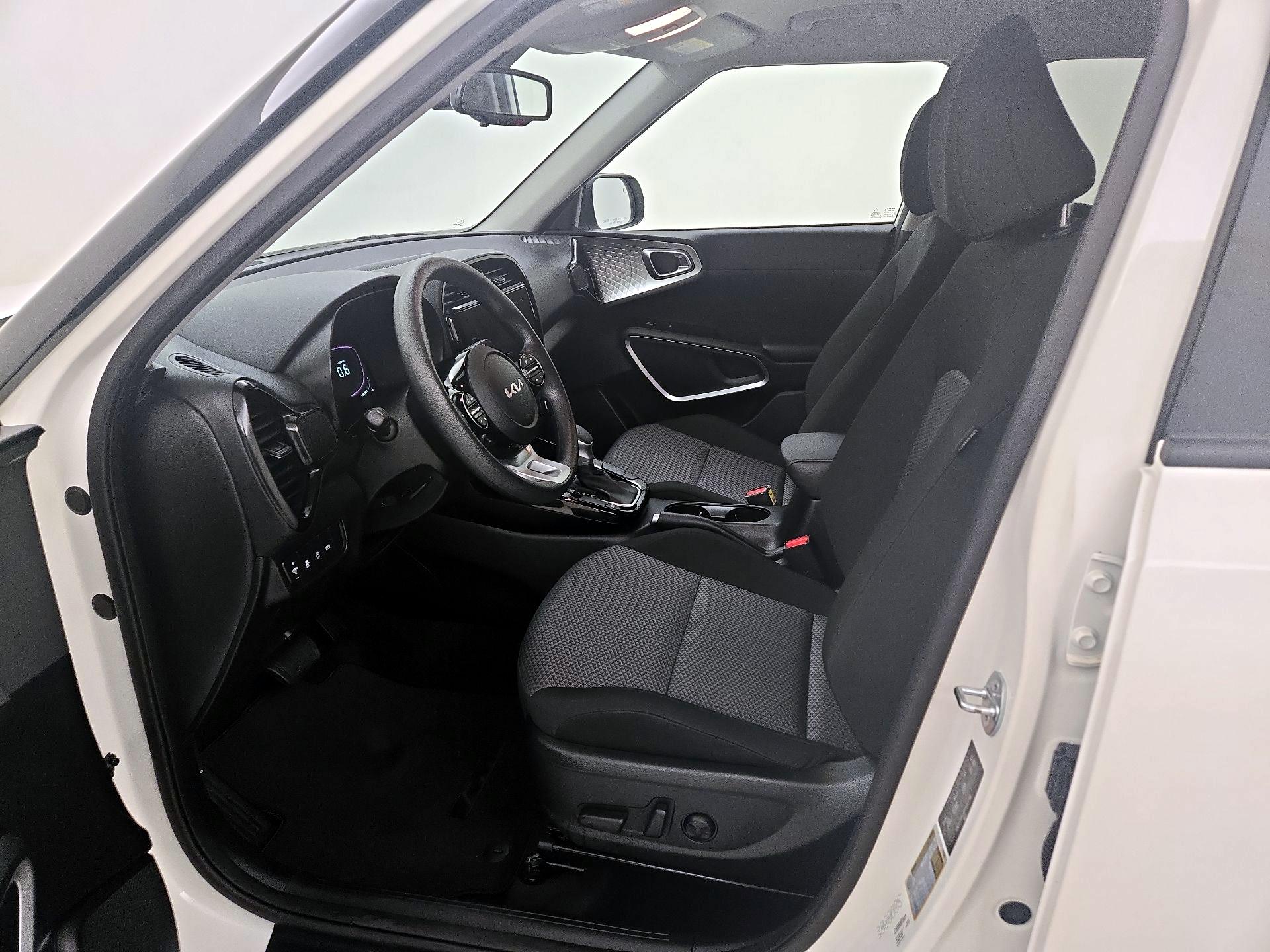 Thumbnail: 2023 Kia Soul - 11