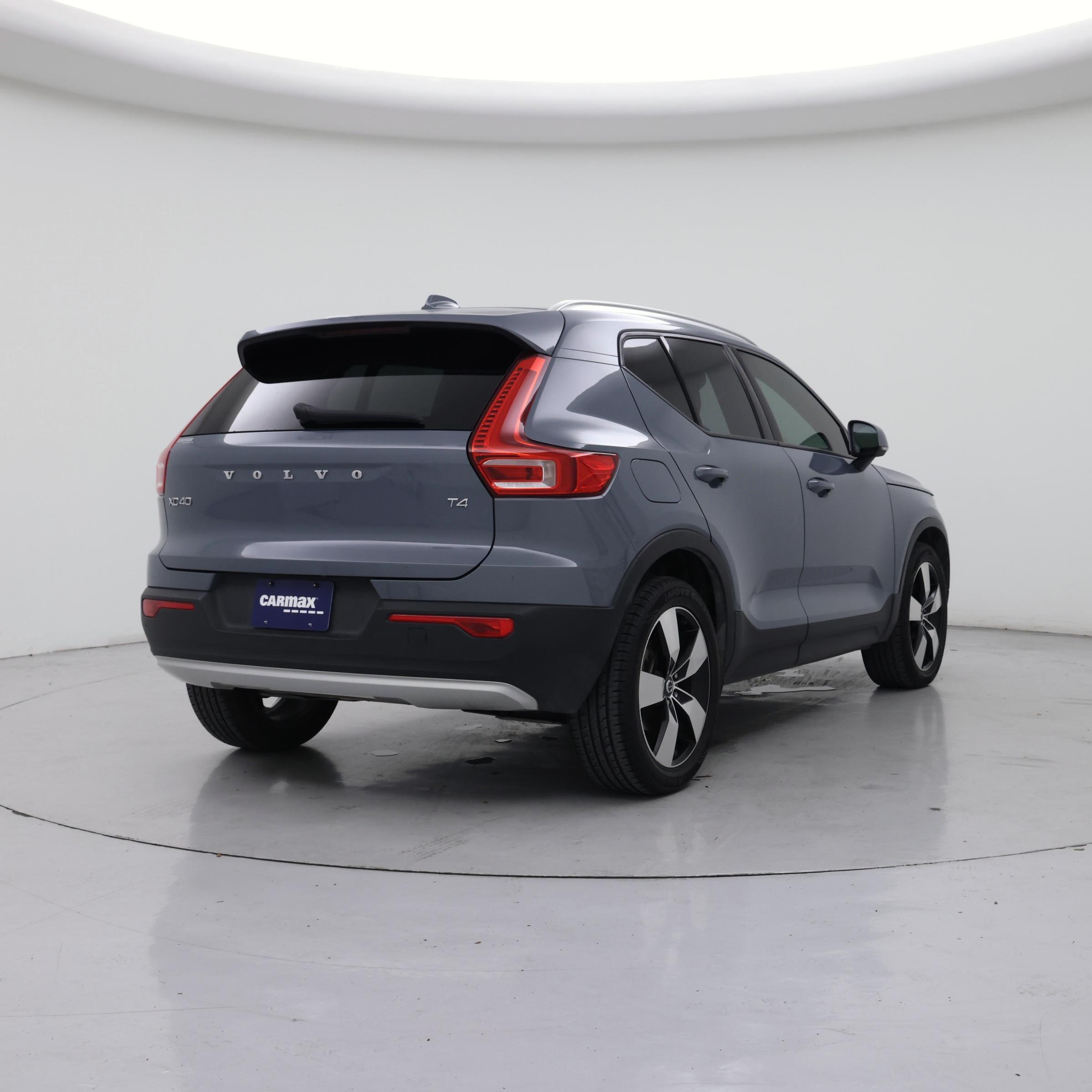 Thumbnail: 2021 Volvo XC40 - 8
