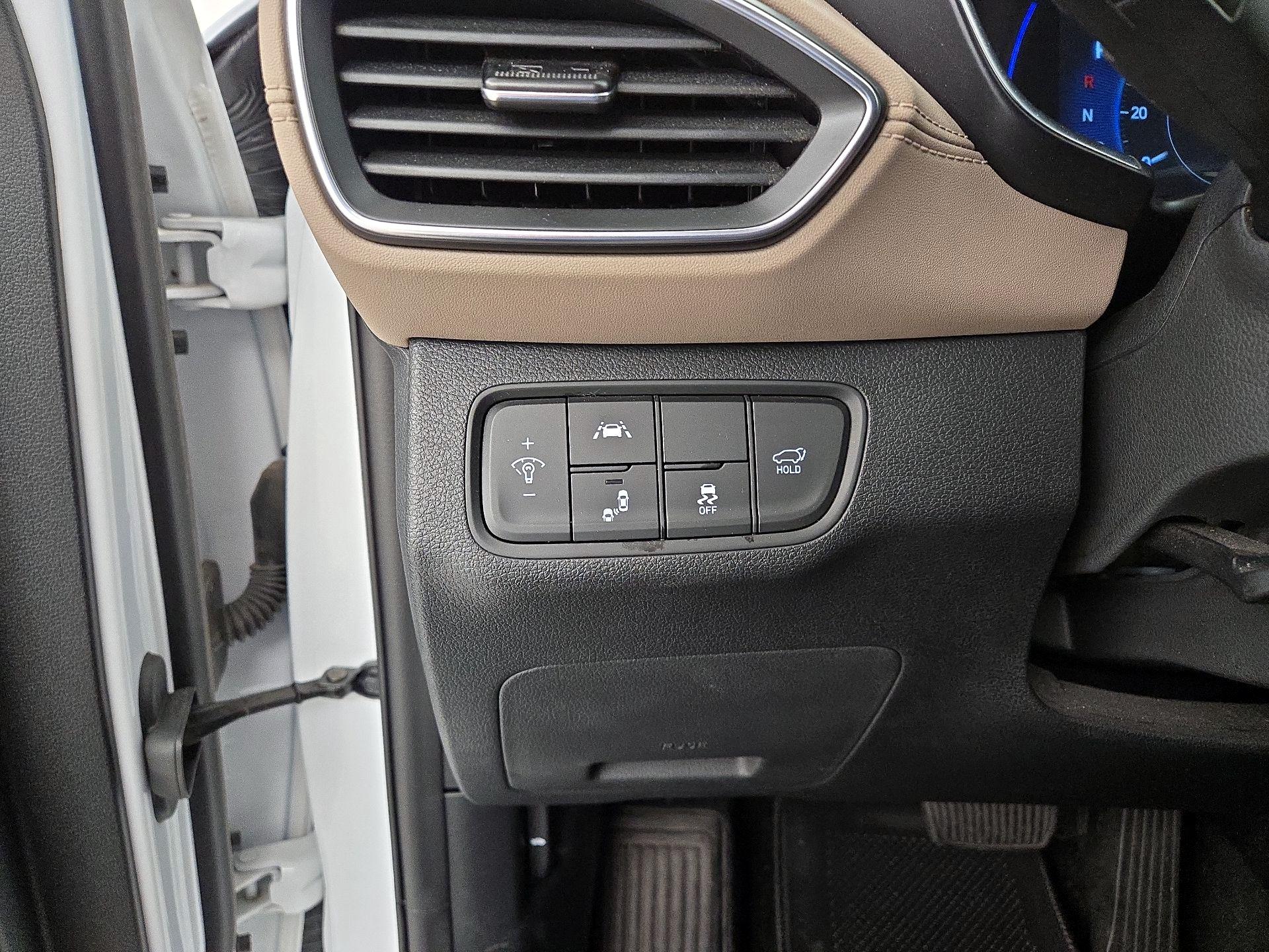 Thumbnail: 2020 Hyundai Santa Fe - 13