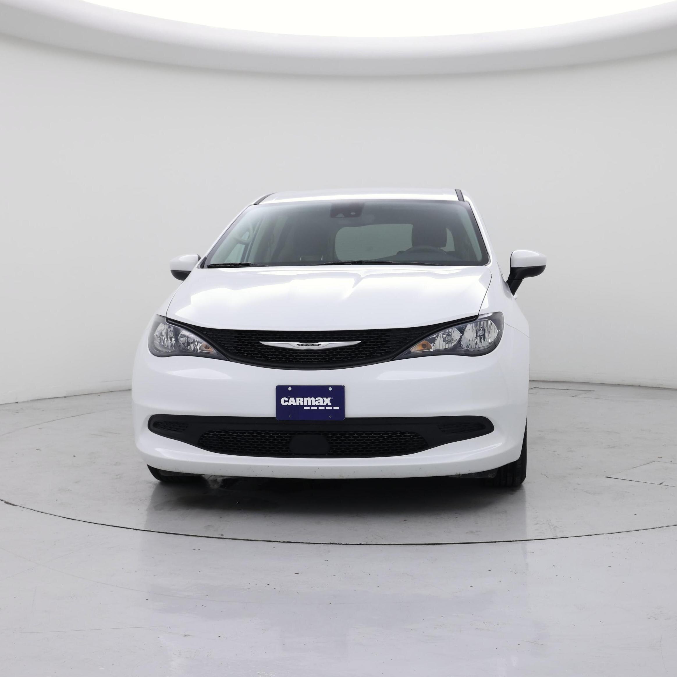 Thumbnail: 2023 Chrysler Voyager - 5