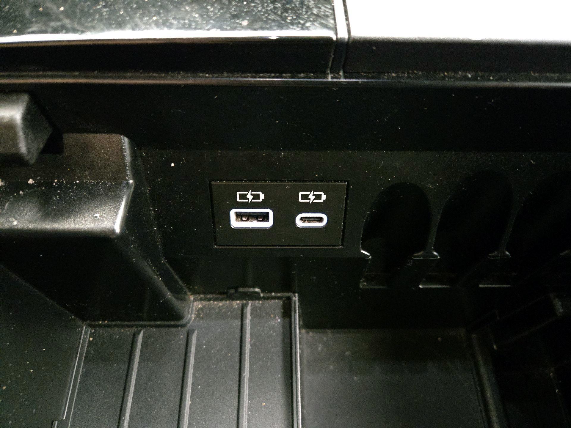 Thumbnail: 2025 Toyota Tundra - 19