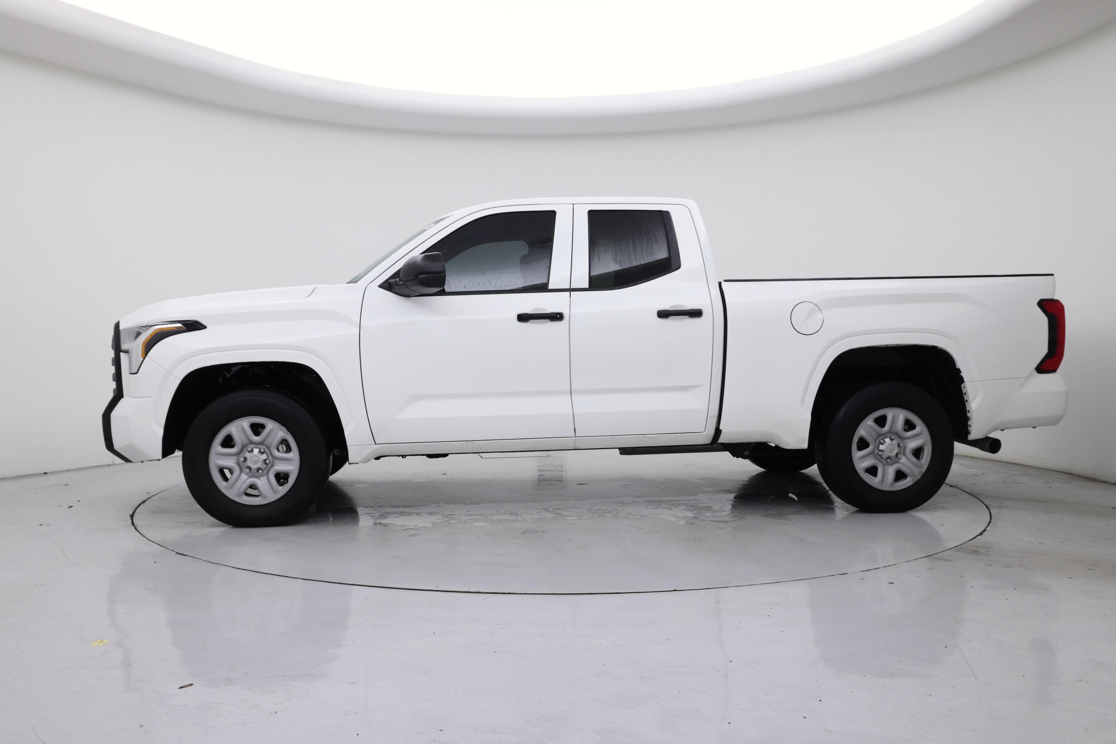 Thumbnail: 2025 Toyota Tundra - 3