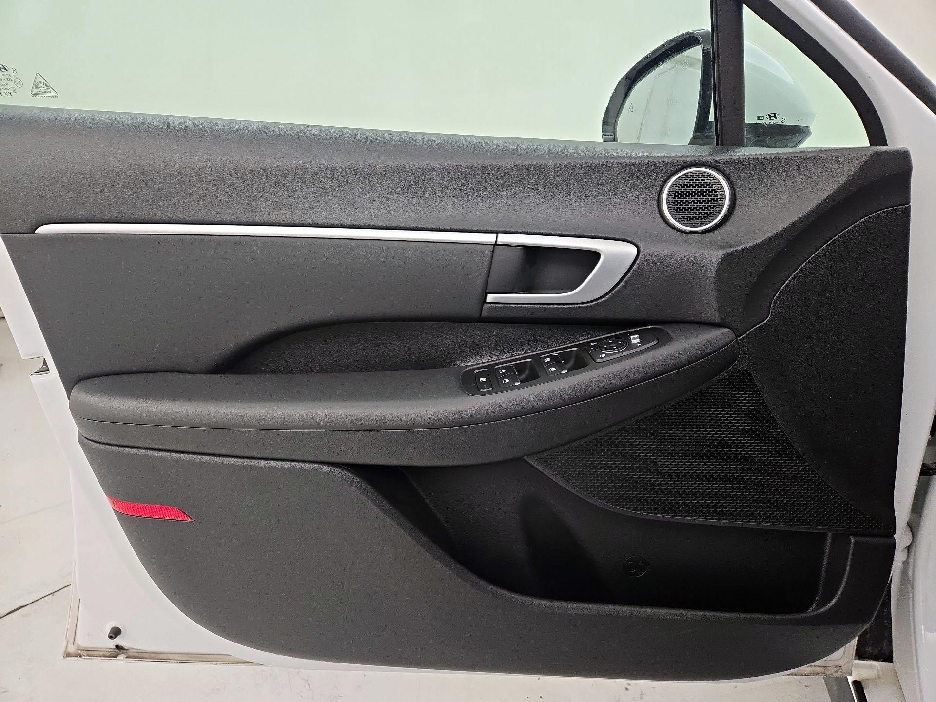 Thumbnail: 2025 Hyundai Sonata - 12