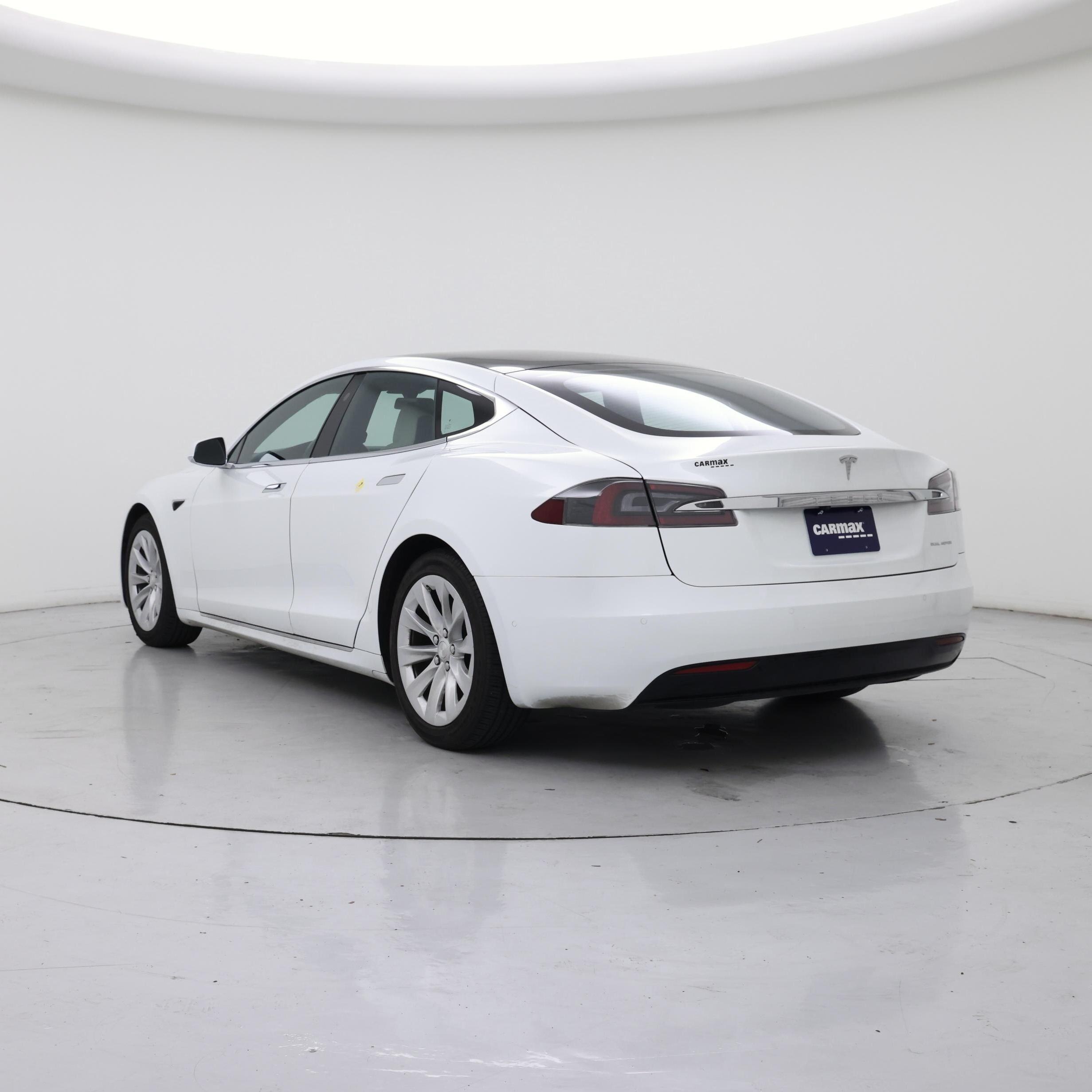 Thumbnail: 2020 Tesla Model S - 2
