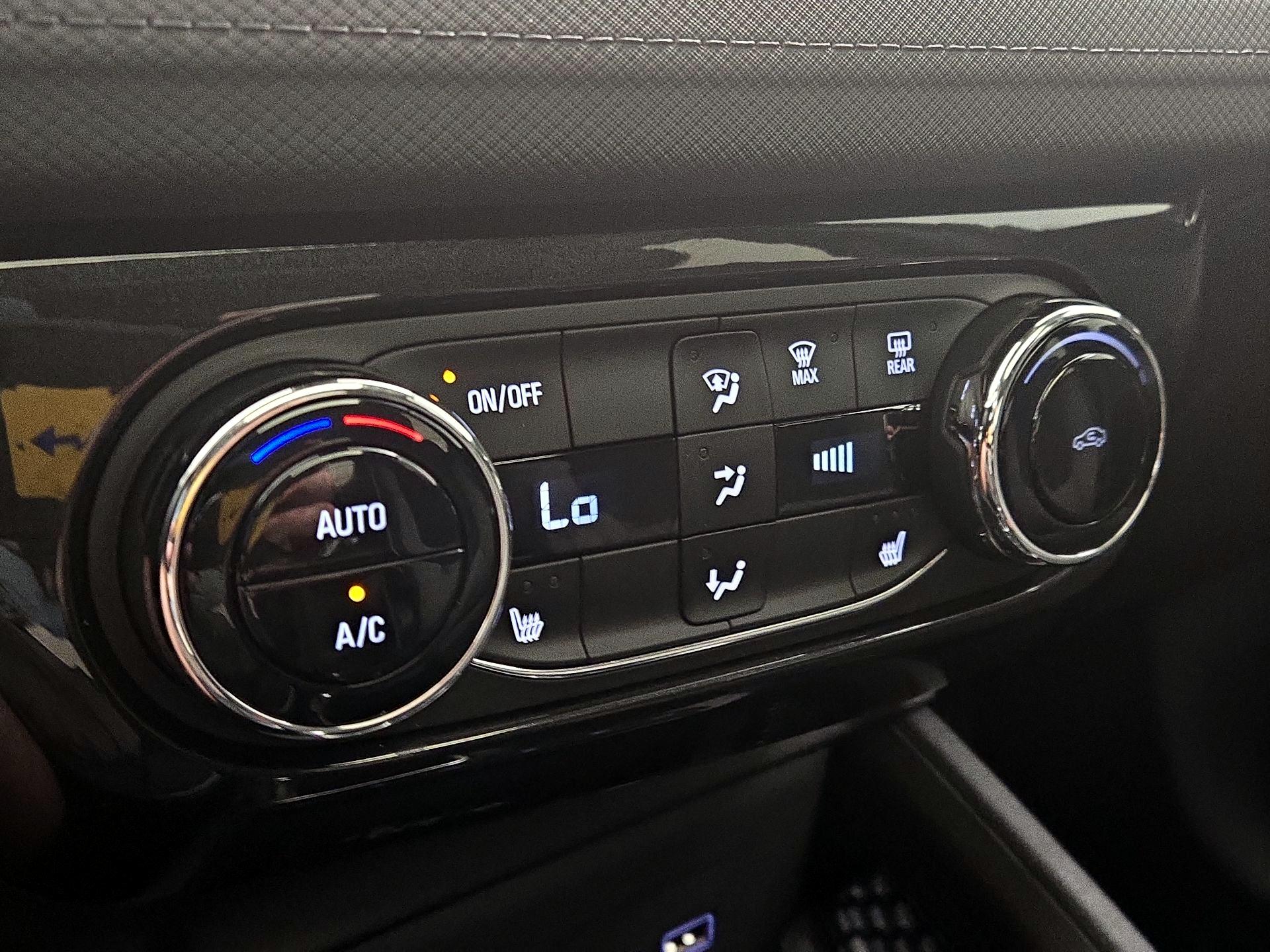 Thumbnail: 2025 Chevrolet TrailBlazer - 16