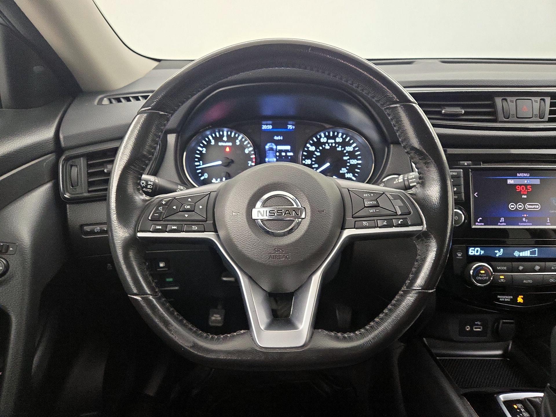 Thumbnail: 2018 Nissan Rogue - 10