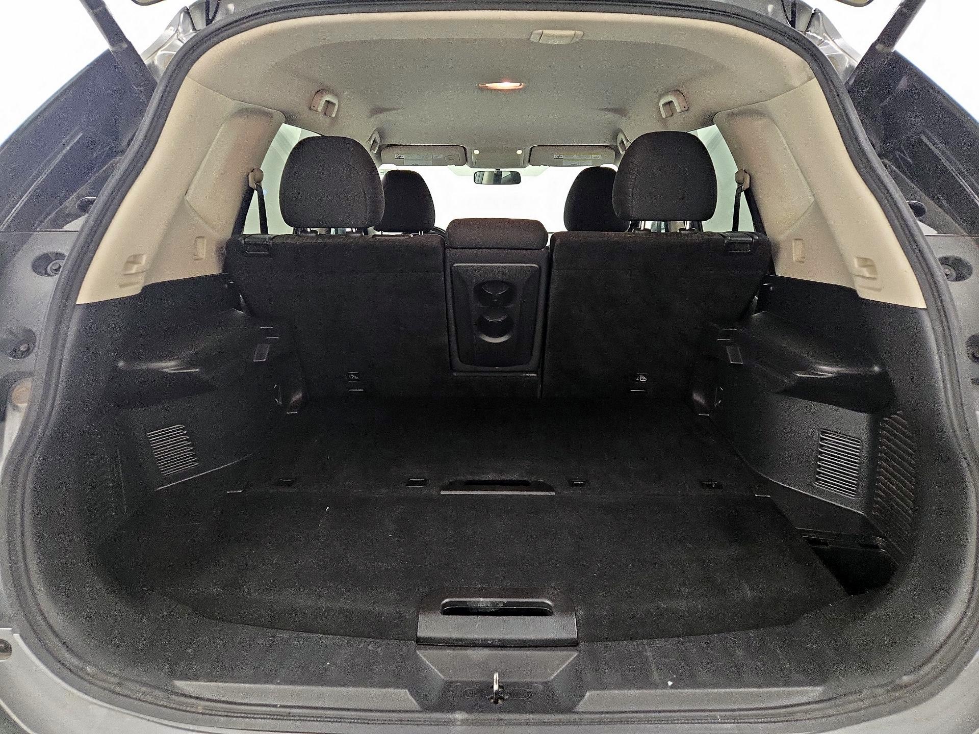 Thumbnail: 2018 Nissan Rogue - 20